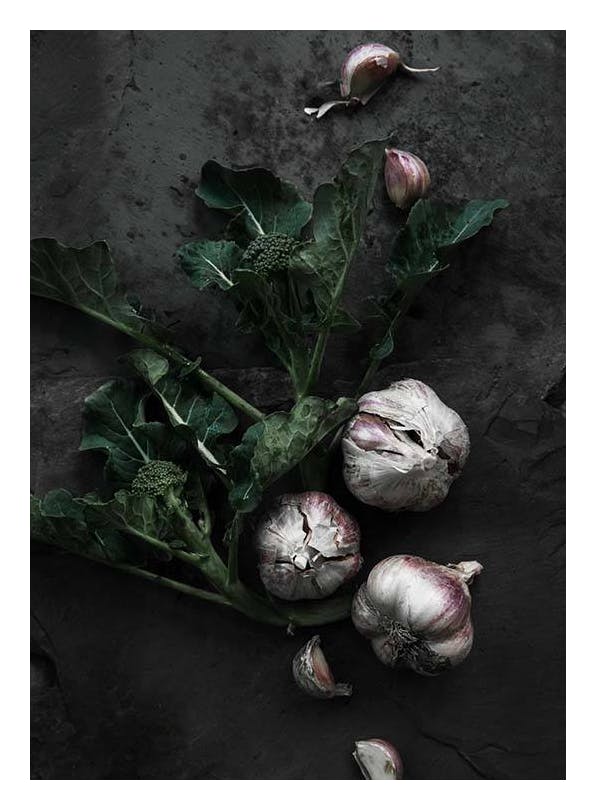 Prints - Broccoli And Garlic Print (30x40 cm) - Kitchen wall art