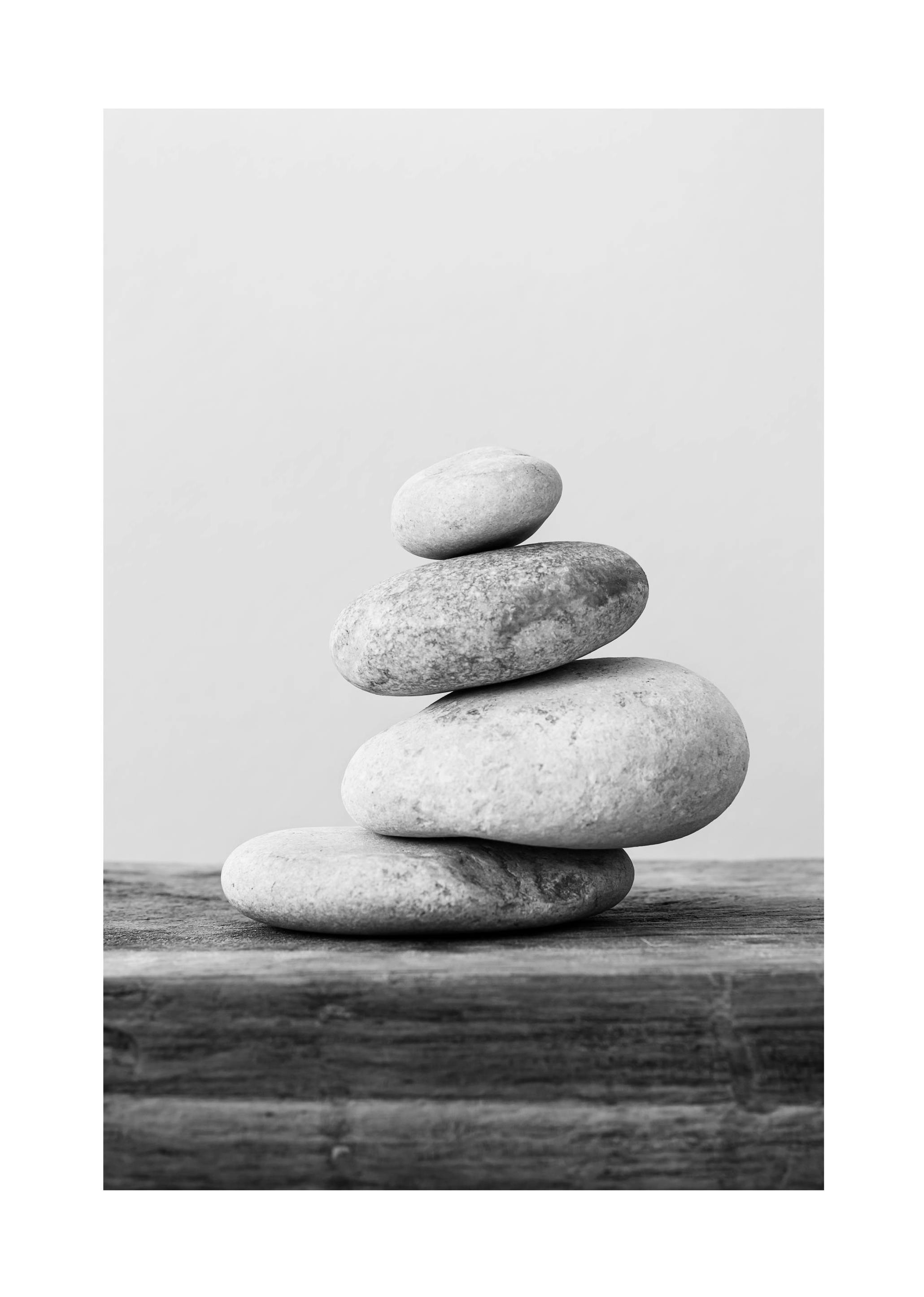 Stack of Stones Poster (30x40 cm) -  Schwarz-Weiß Fotografie