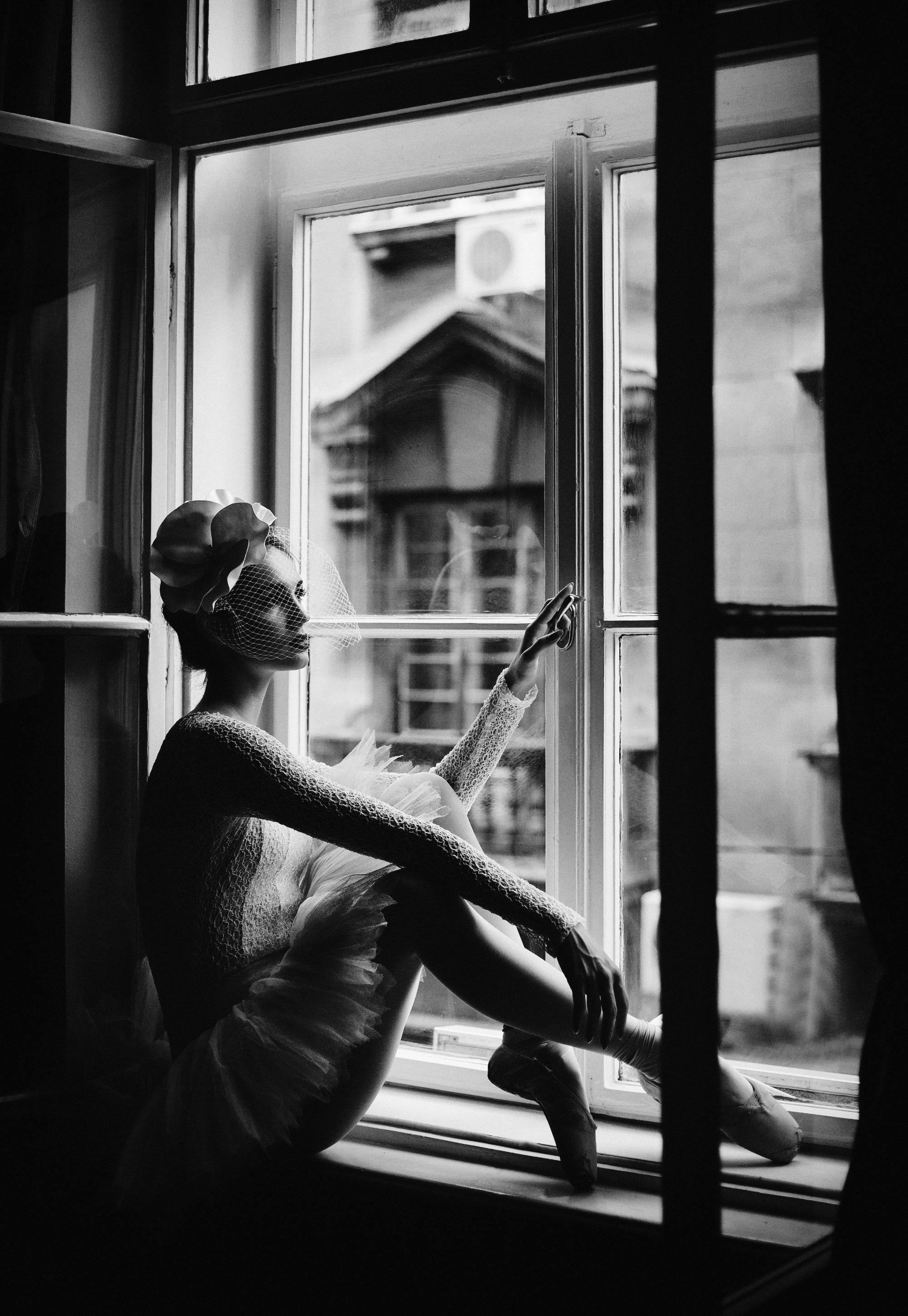 Ballerina In Window Print 0