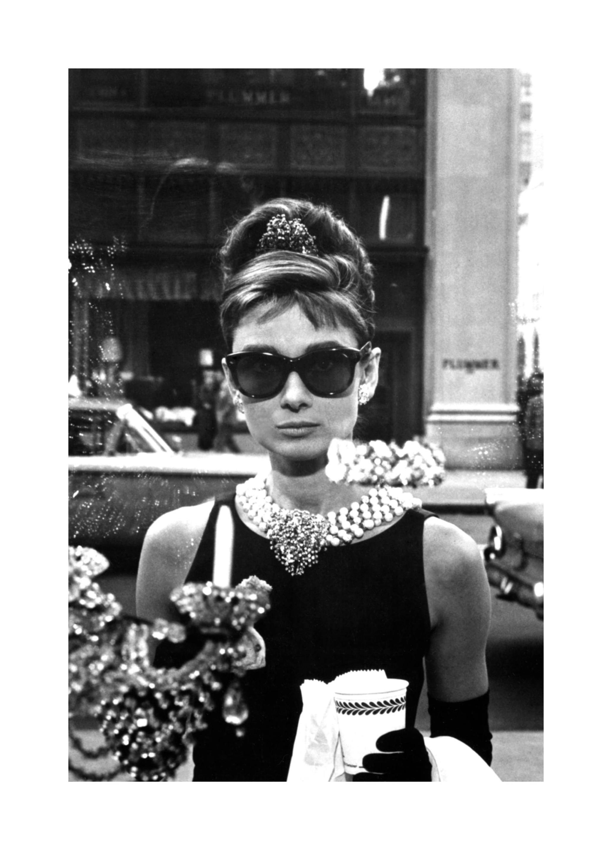 Prints - Breakfast at Tiffany's Print (21x30 cm) - Iconic photos