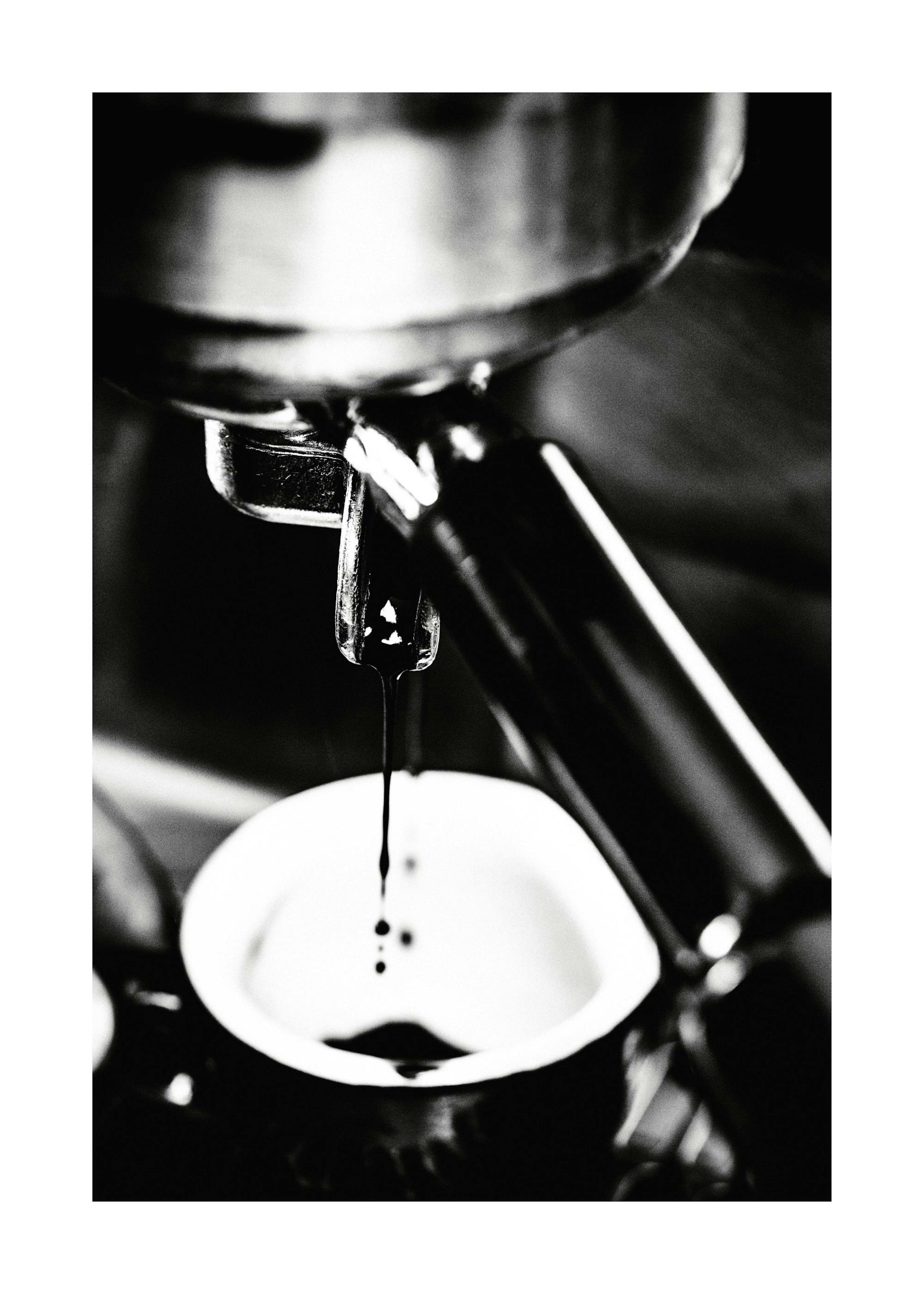 Espresso In the Making Poster 0