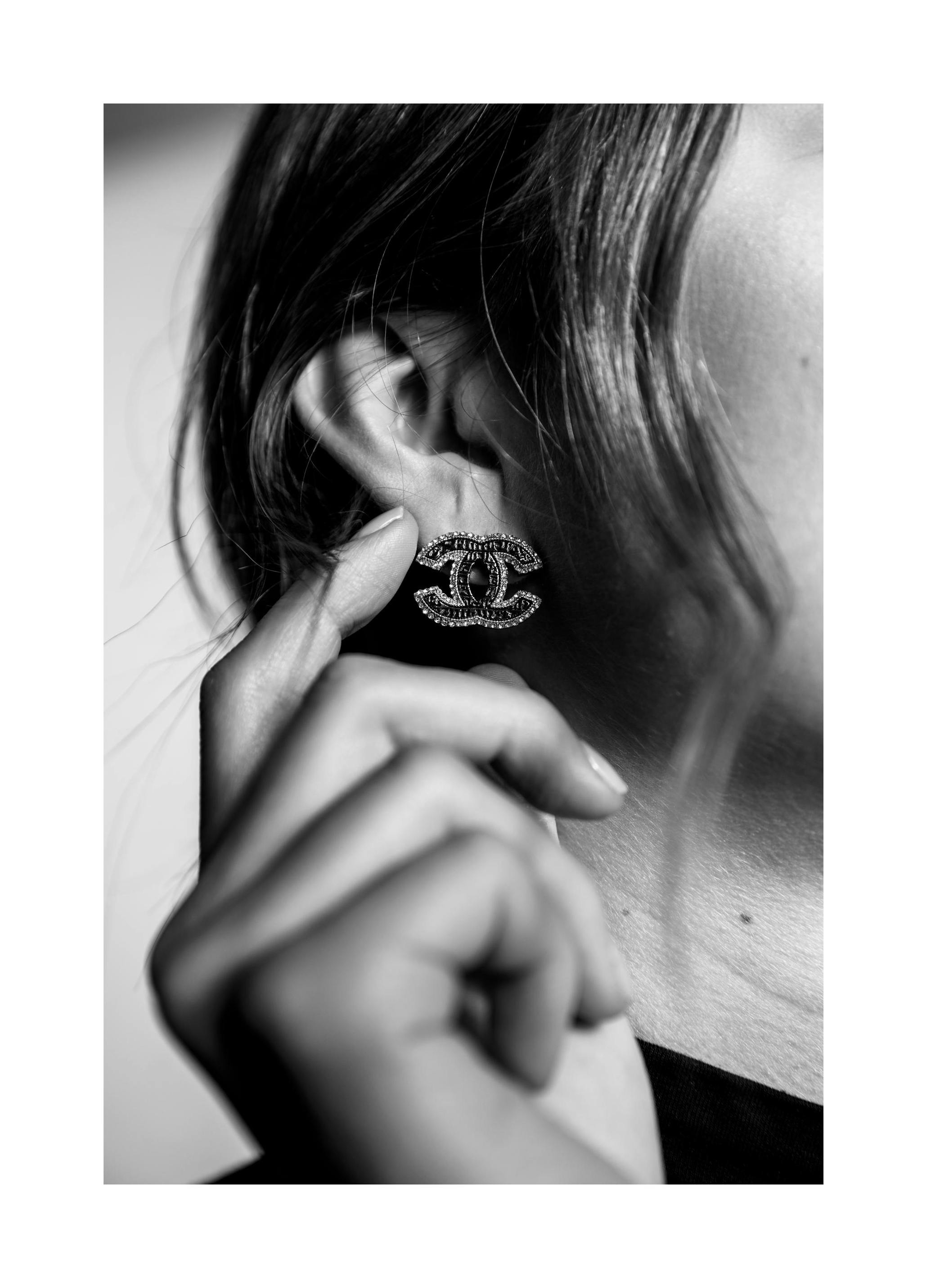 Prints - Chanel Earrings Print (50x70 cm) - Photography prints
