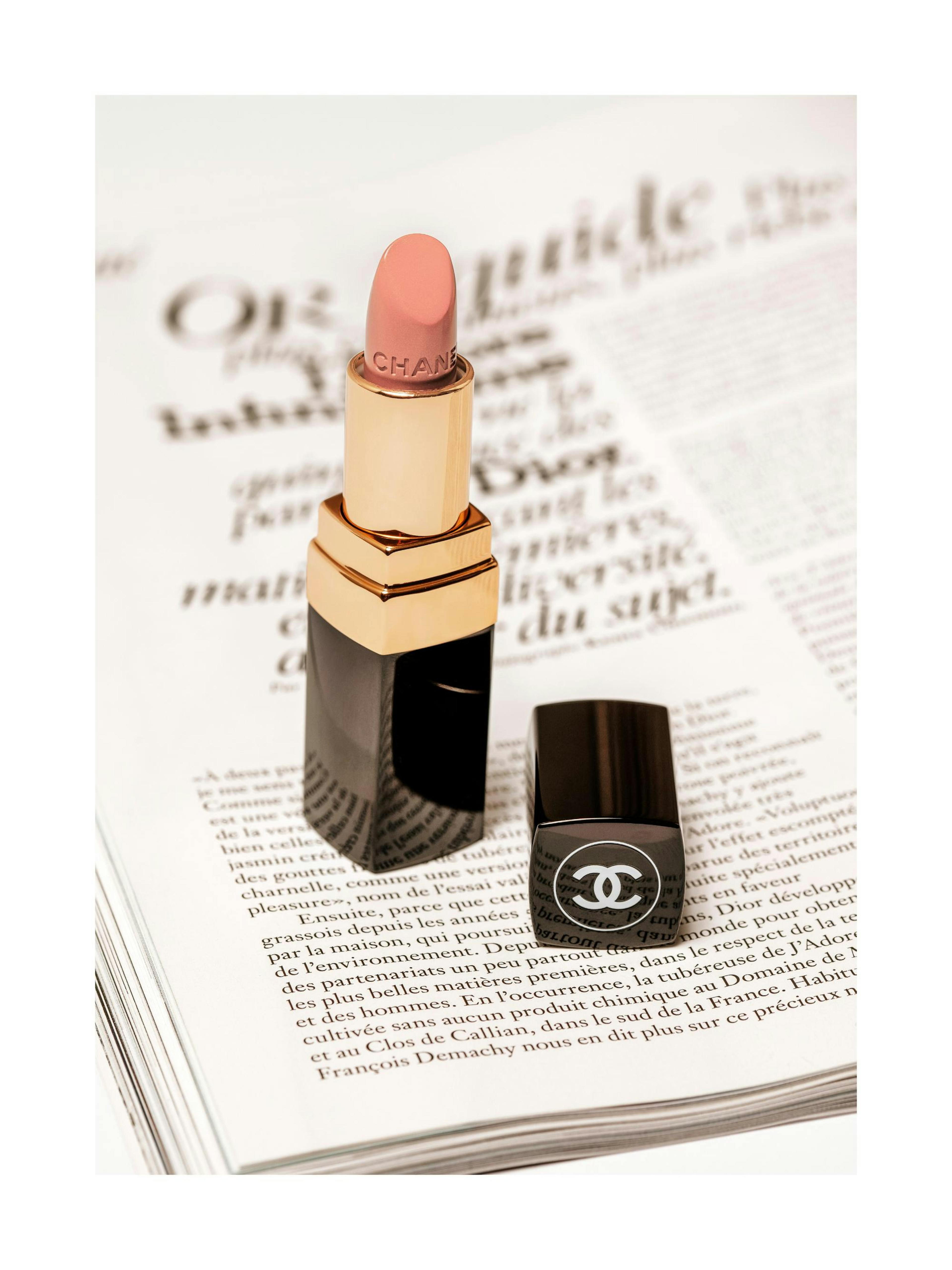 Chanel Lipstick Print
