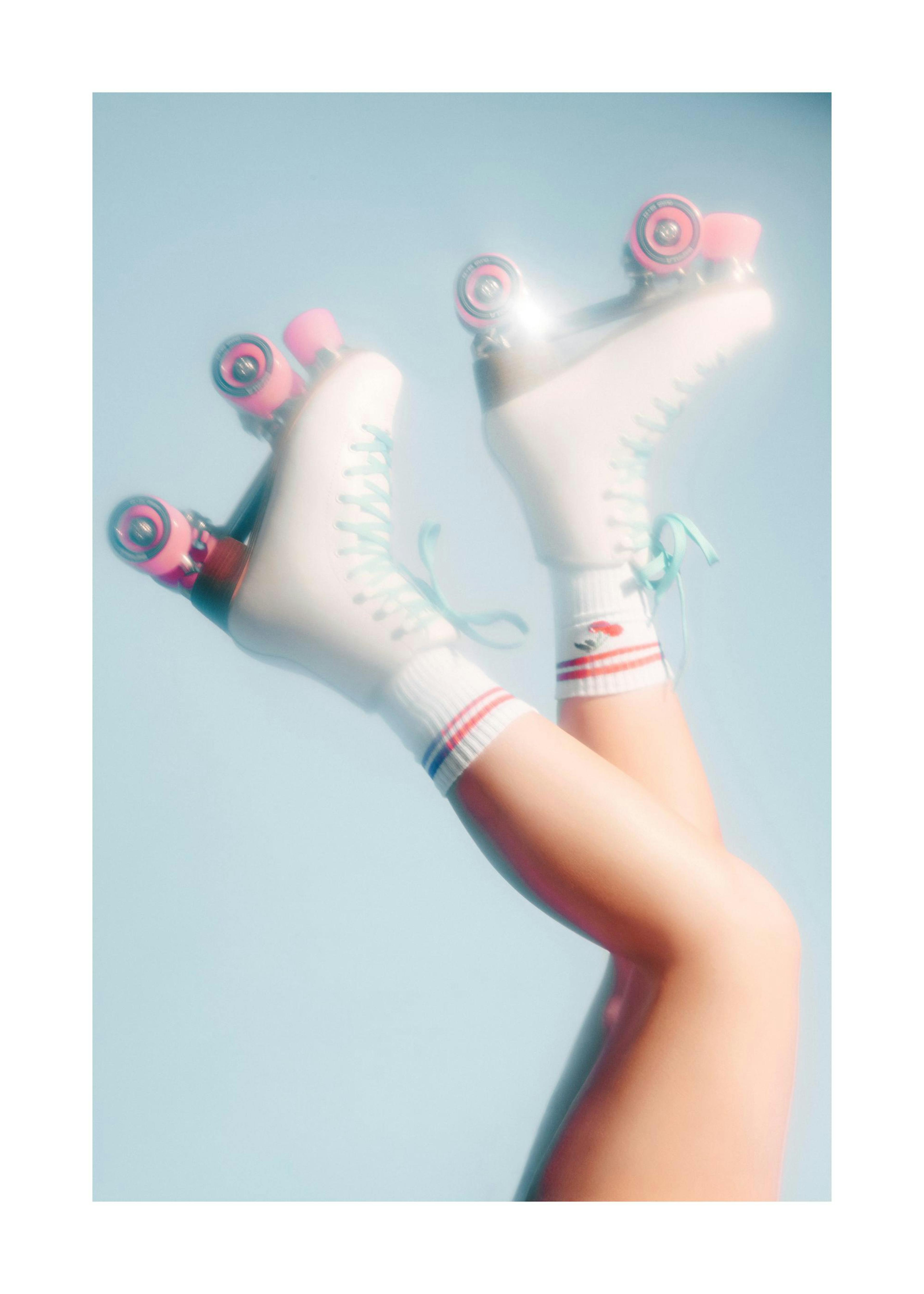Roller Skates in the Air Plakat 0