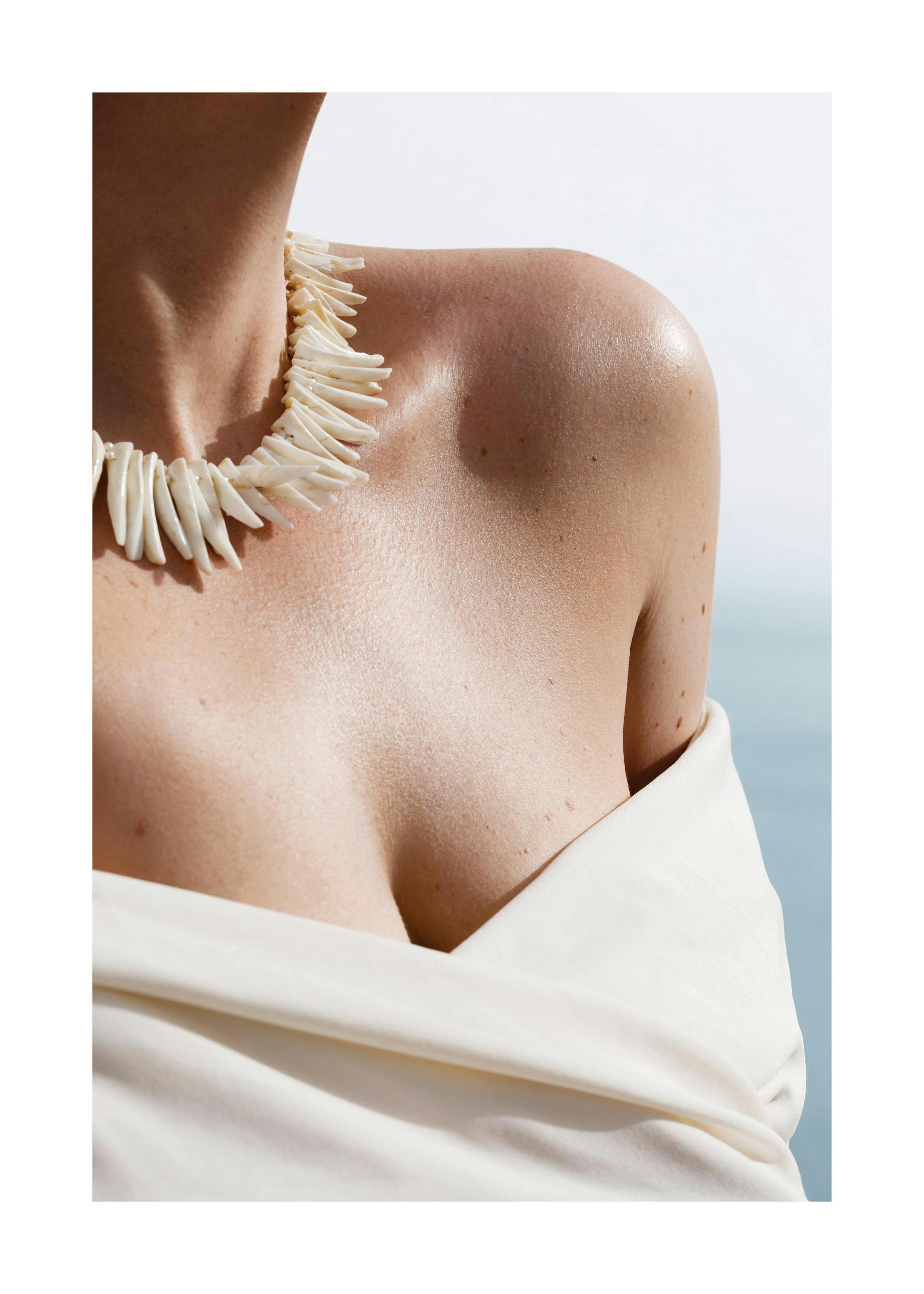 Seashell Shoulder Poster 0