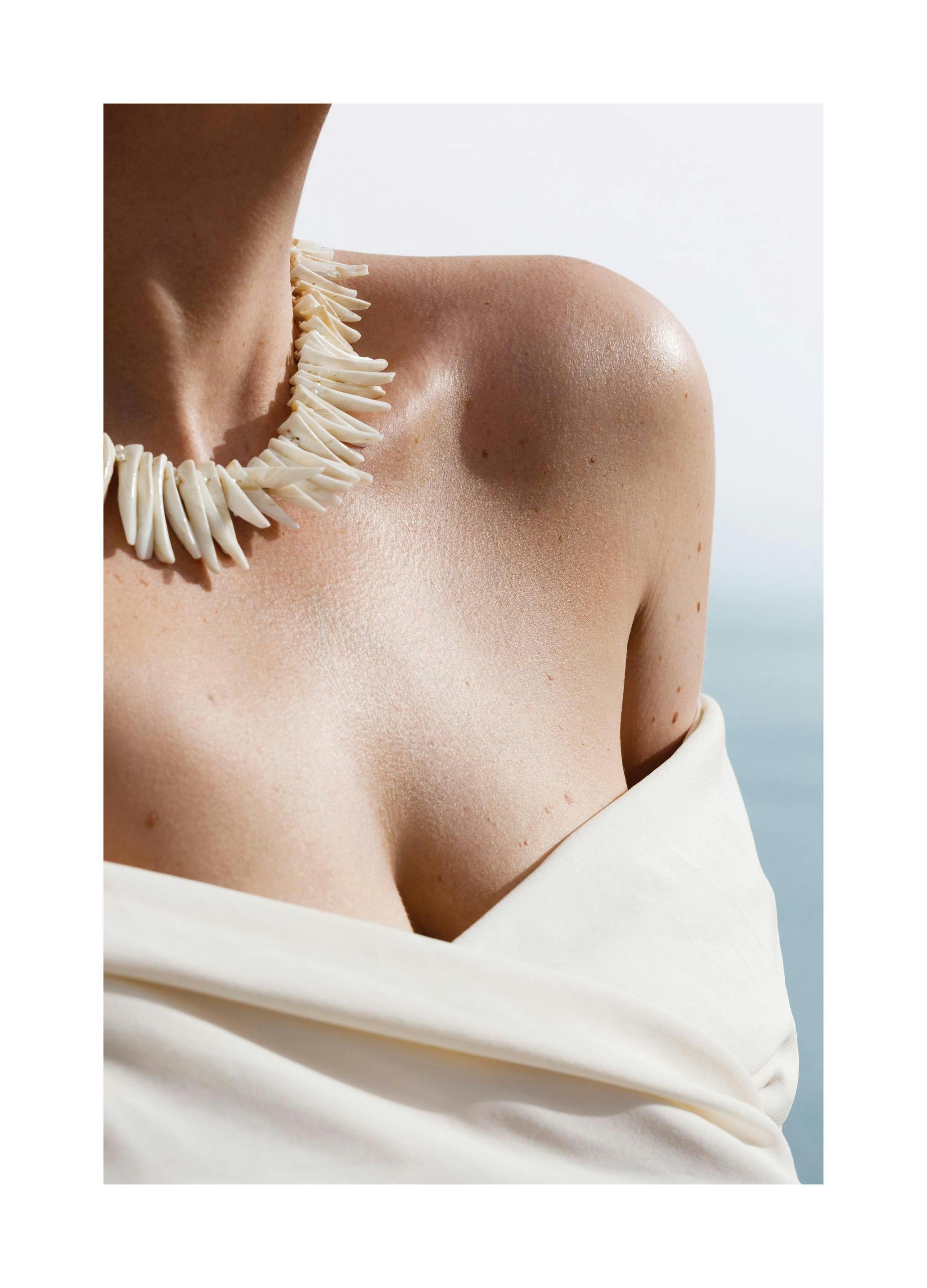 Seashell Shoulder Affiche (50x70 cm) - Photographies