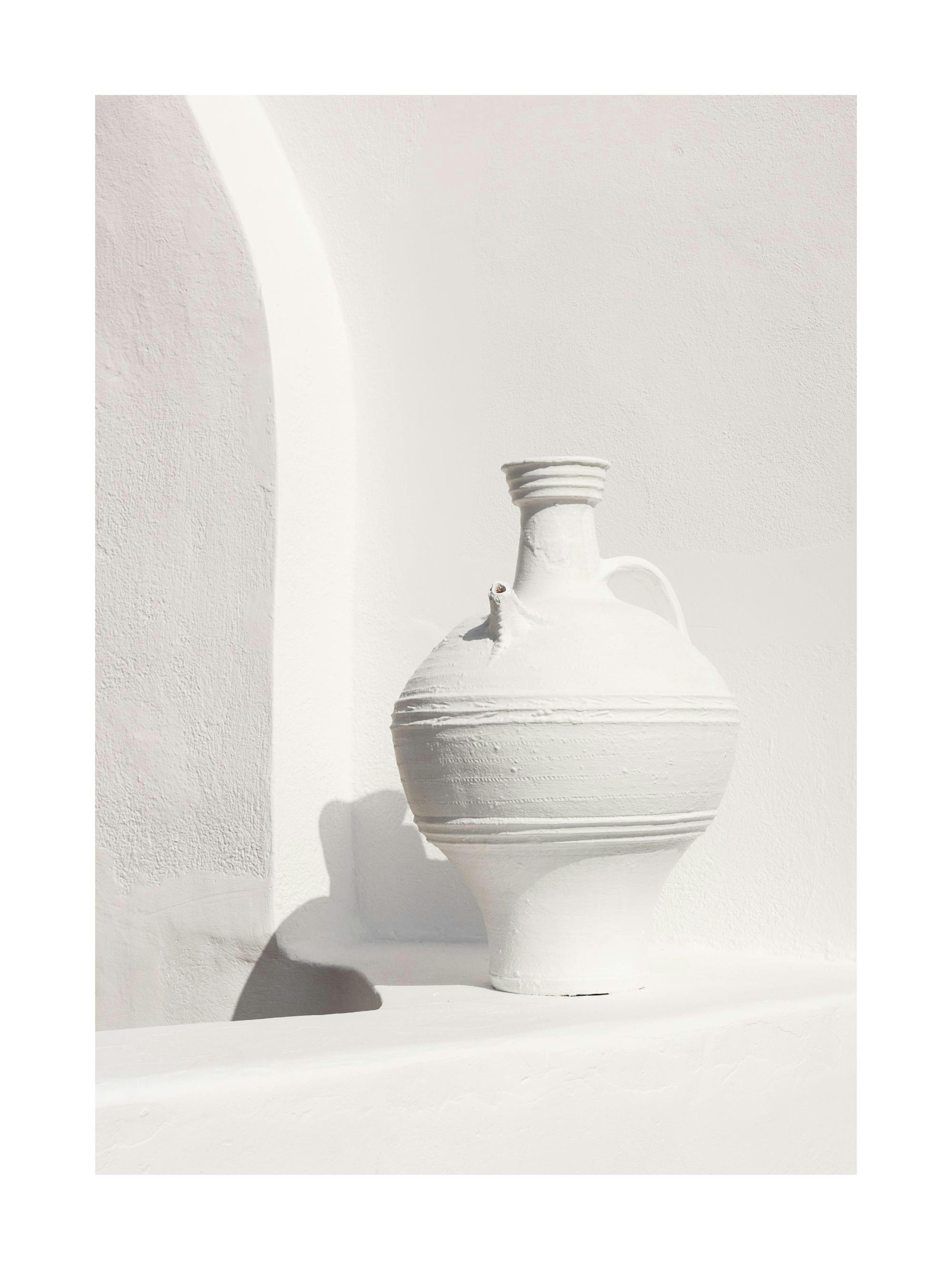 White Pottery 포스터