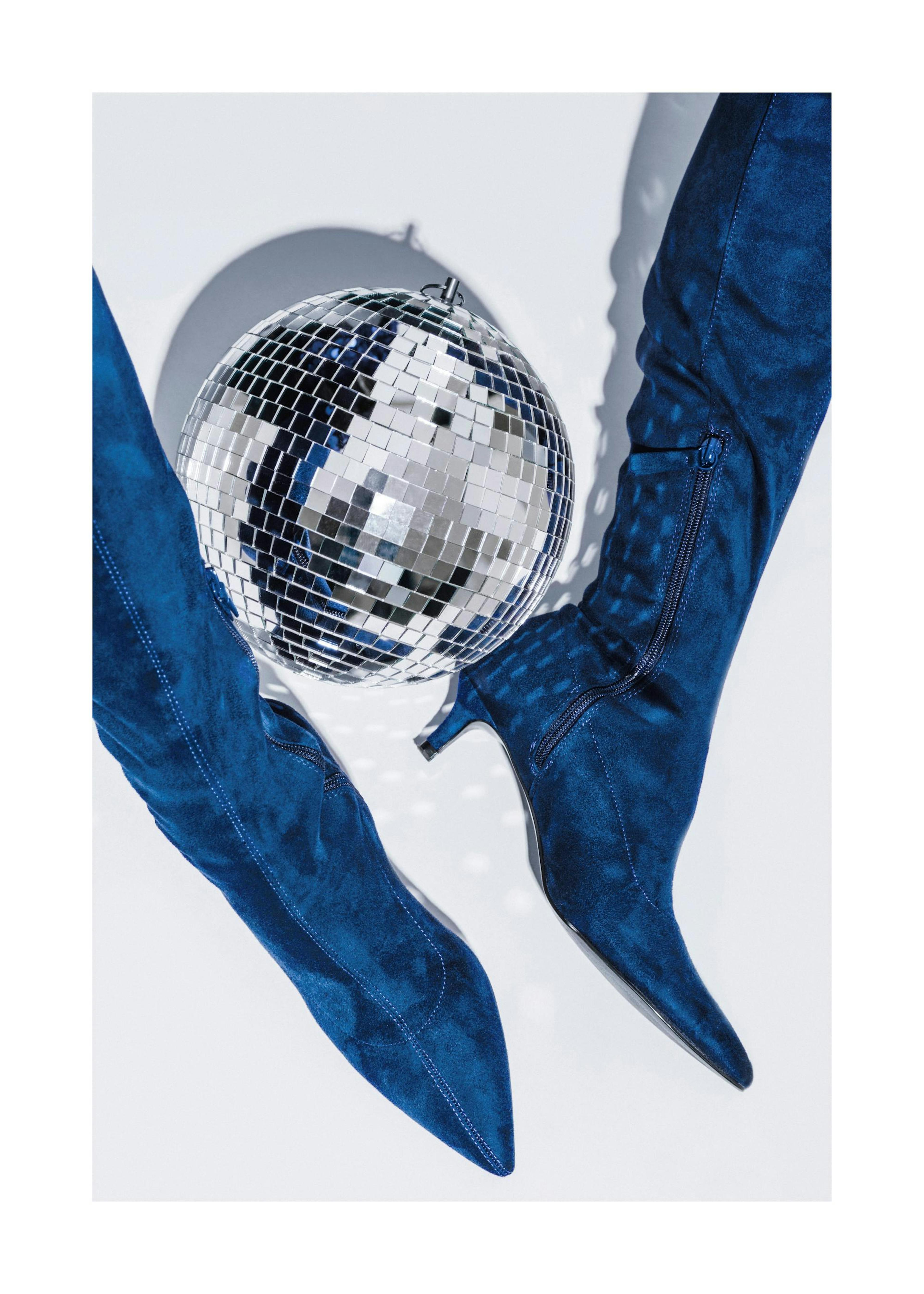 Blue Disco Poster 0