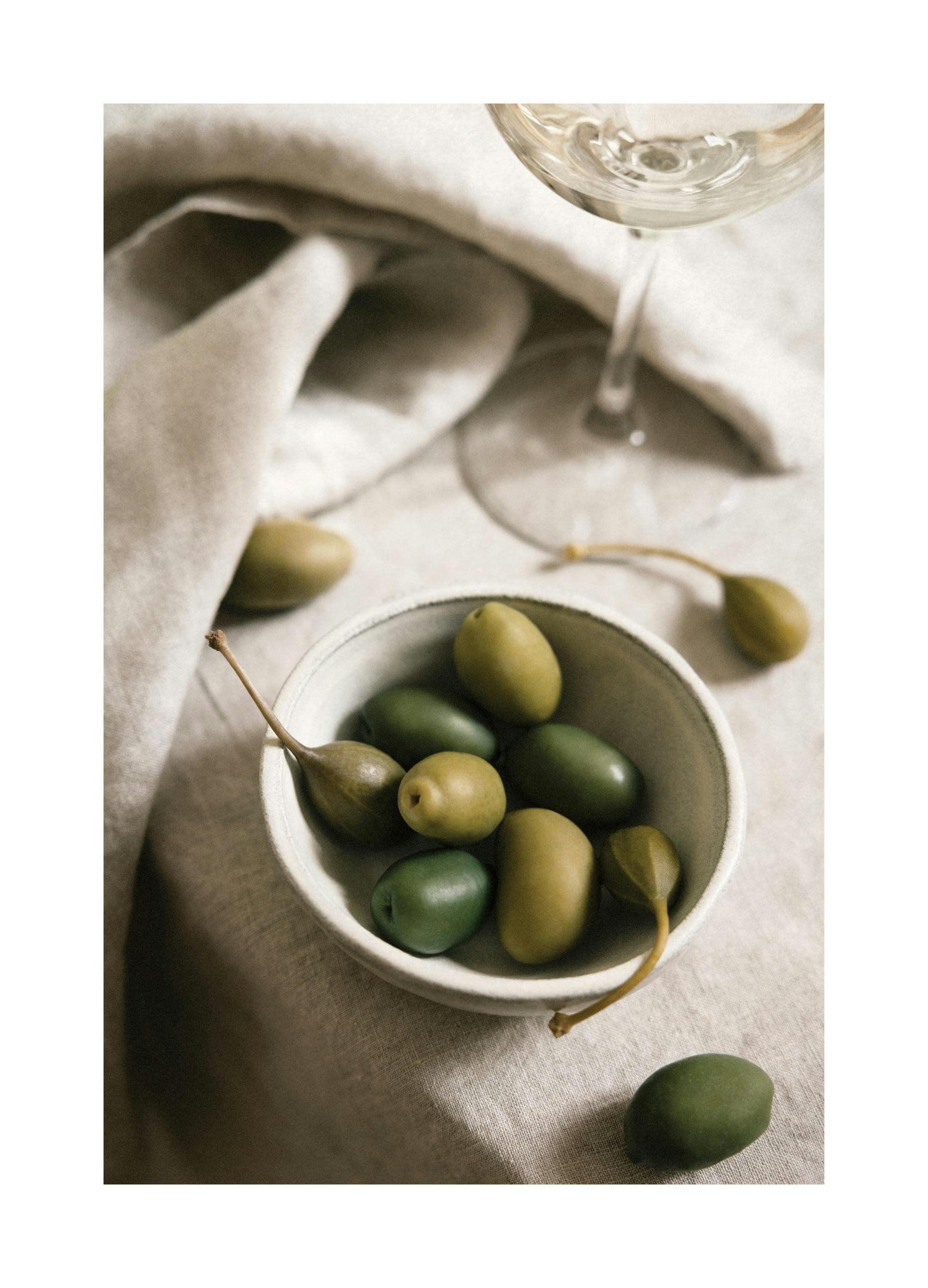 Bowl of Olives Print (21x30 cm)