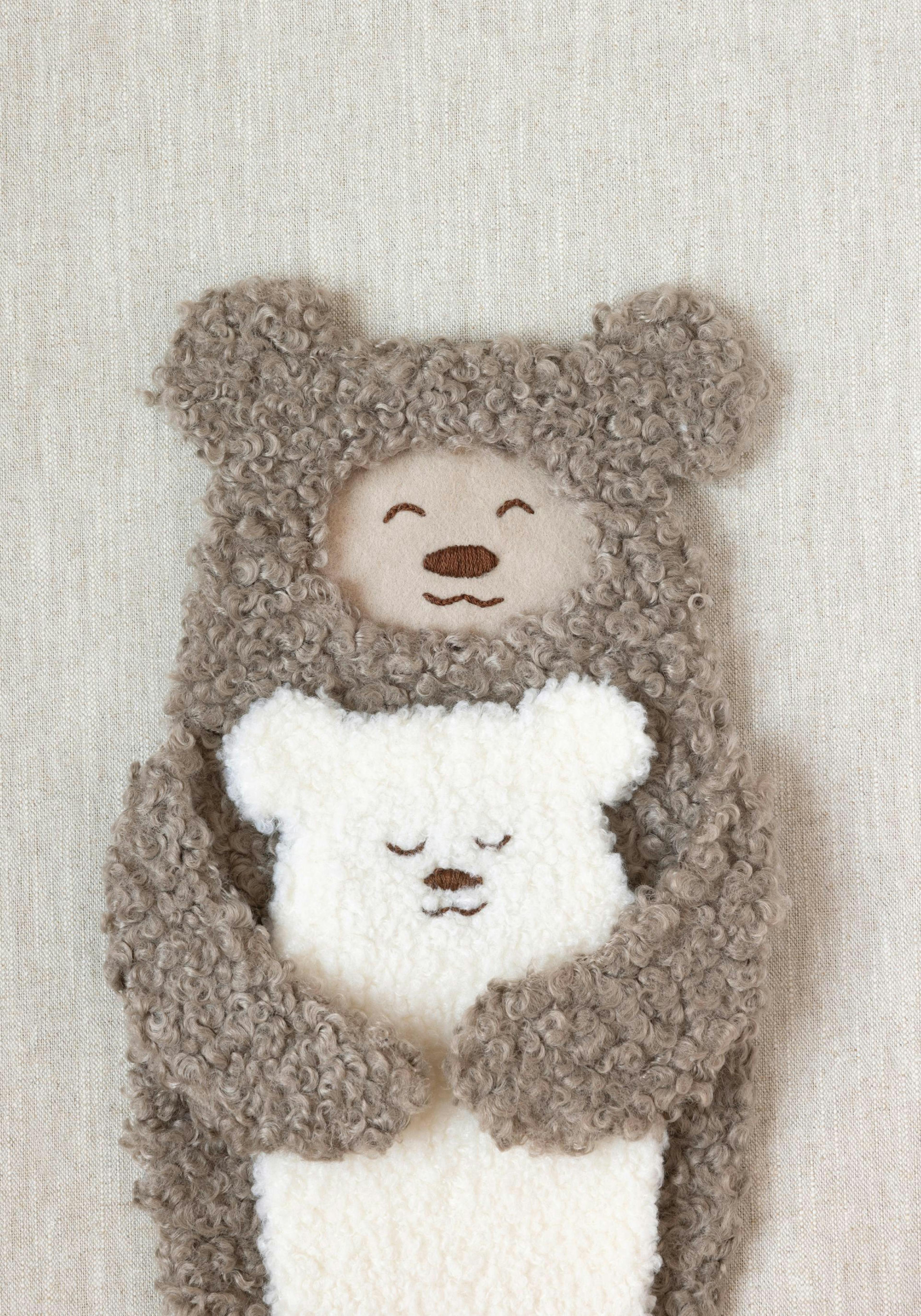 Furry Bears Hug Affiche