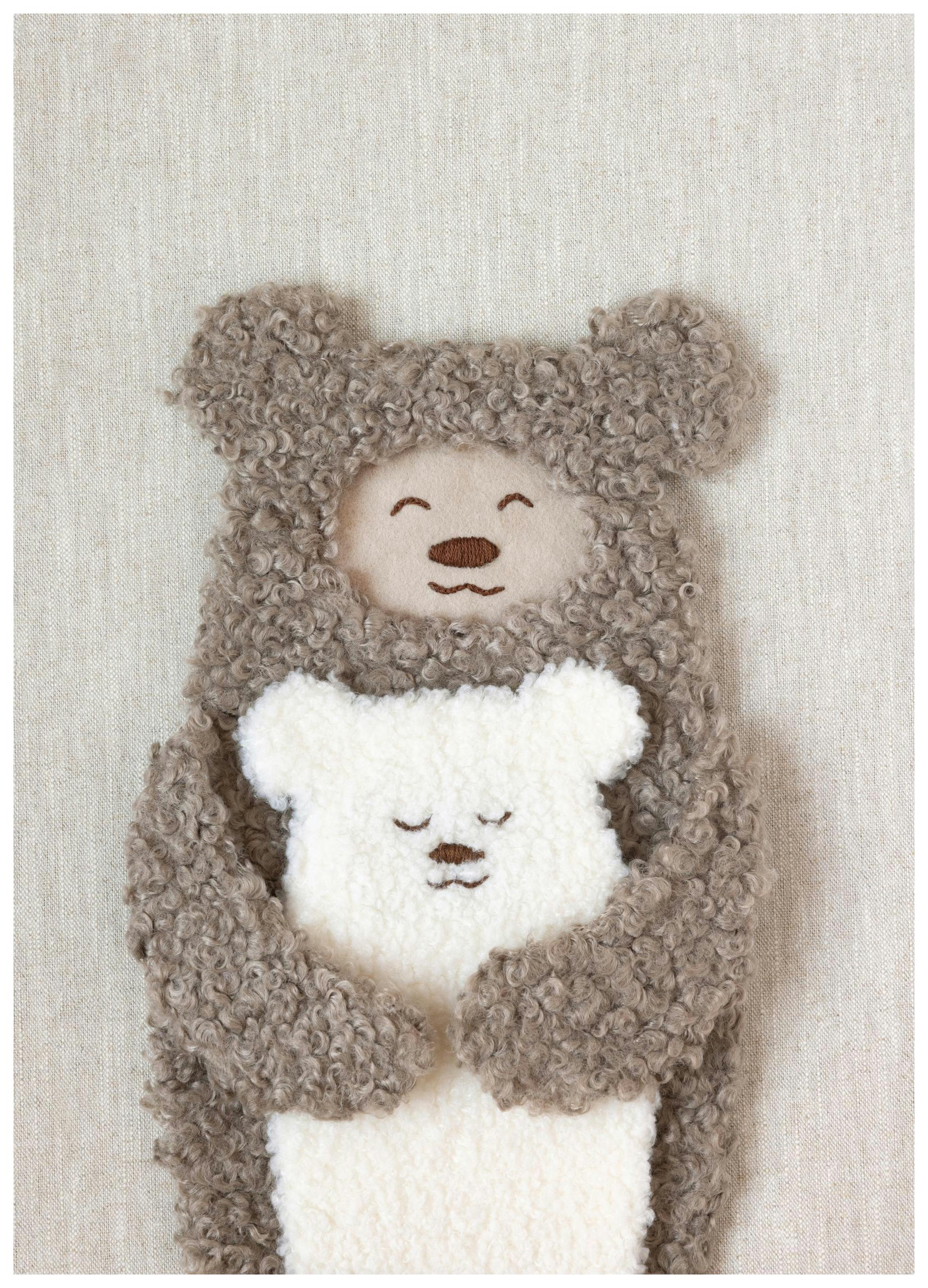 Furry Bears Hug Poster (50x70 cm) - Kinderposters