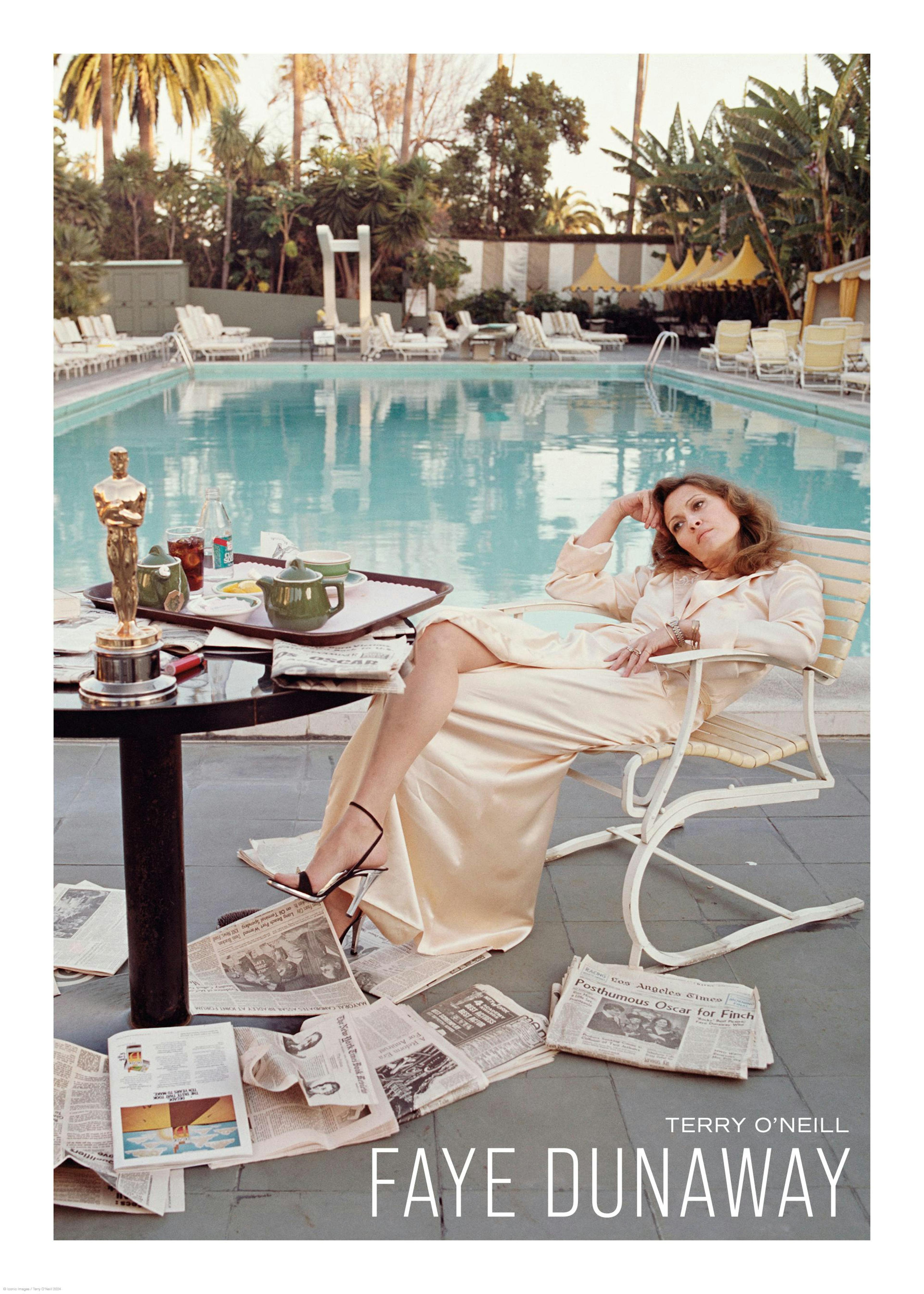 Terry O'Neill - Faye Dunaway Print 0