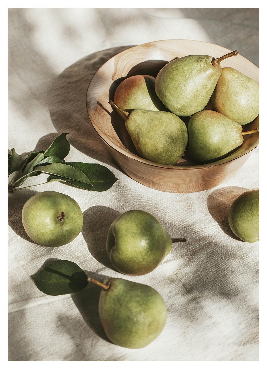 Prints - Sunlit Pears Print (50x70 cm) - Food