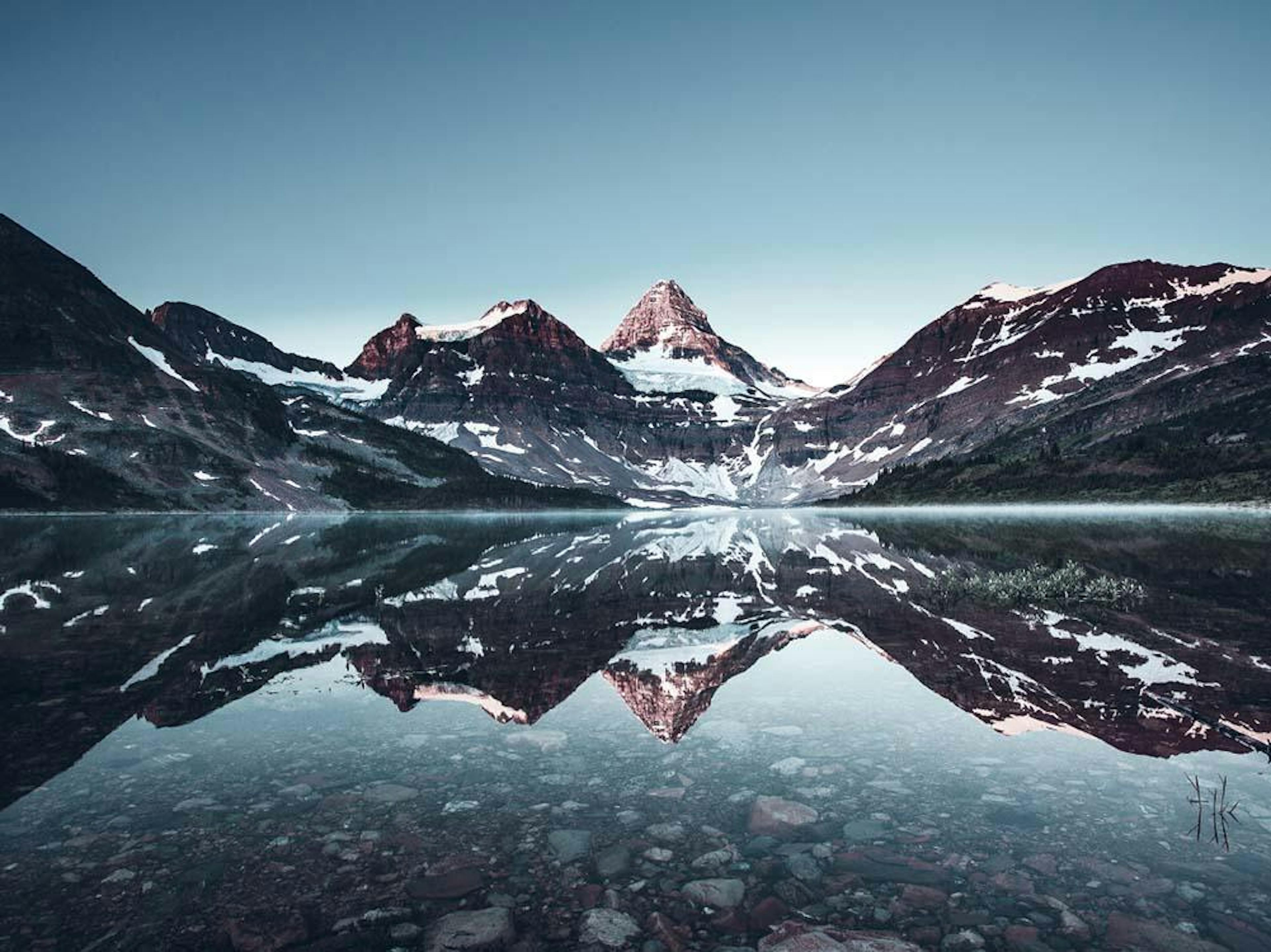 Mountain Reflection, 포스터