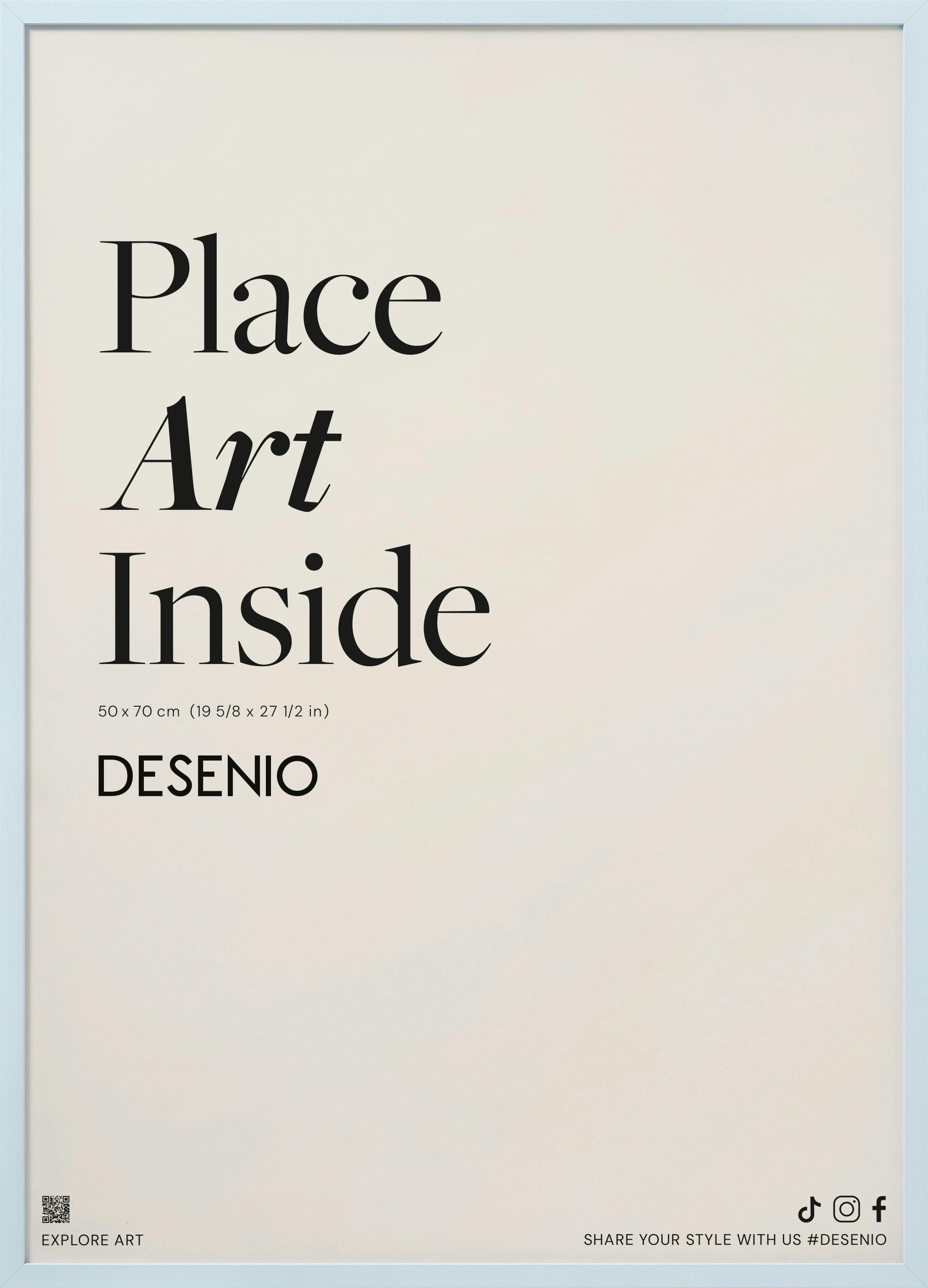 Een poster met de tekst Place Art Inside in zwarte letters op een beige achtergrond, in een lichte lijst.