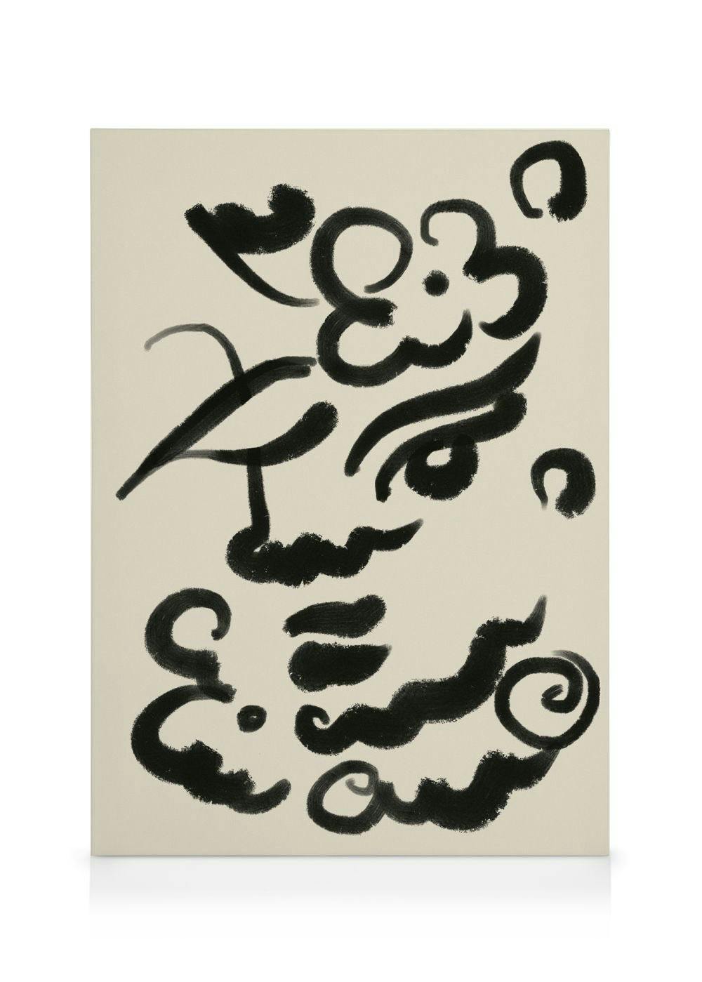 Lienzo con formas abstractas negras y curvas sobre un fondo beige, que evocan un rostro y patrones orgánicos.