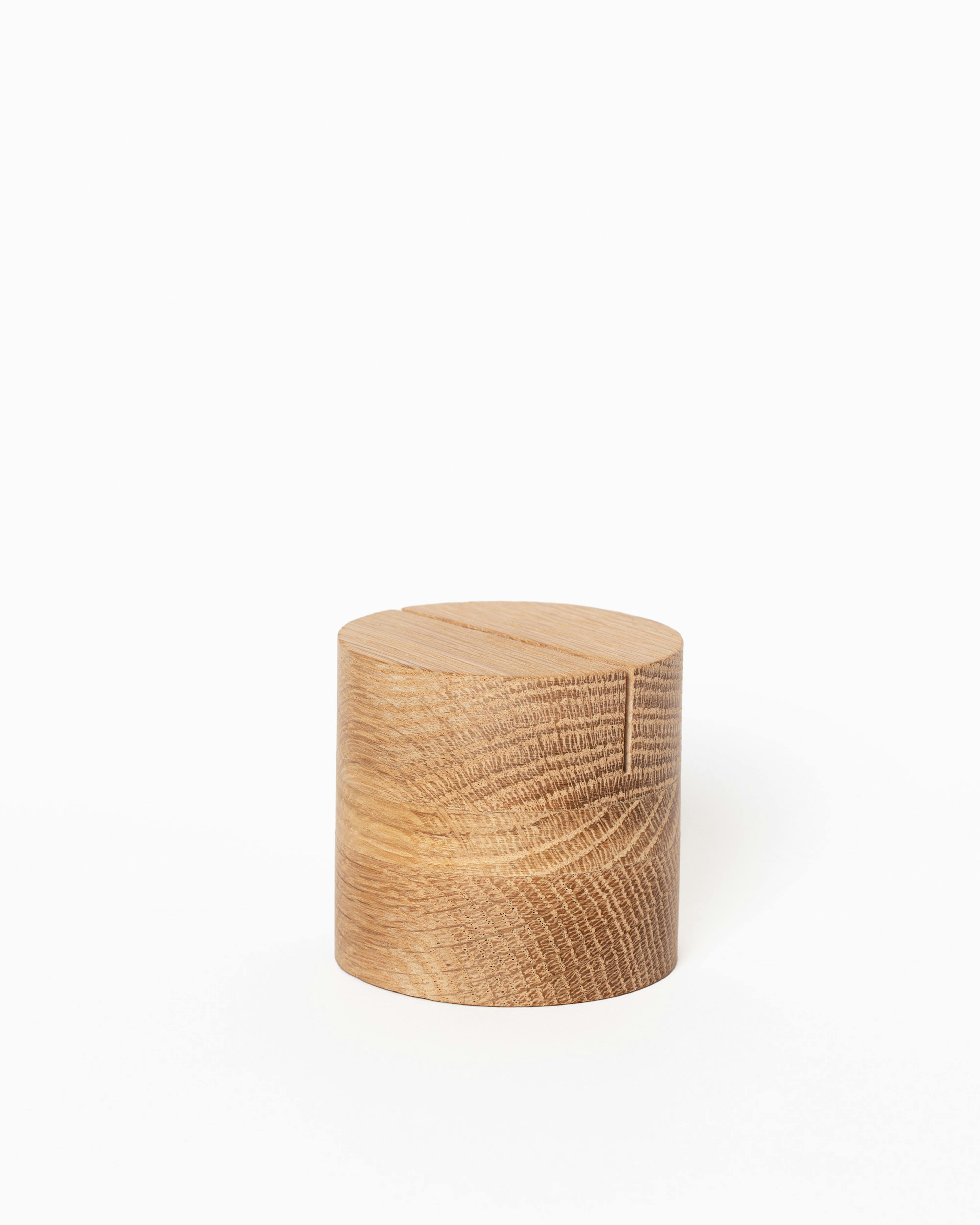 Poster Stand Oak Cylinder