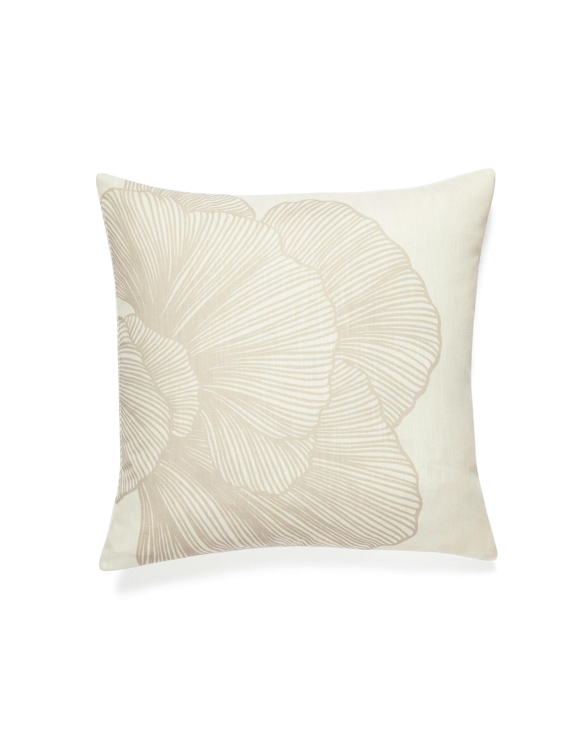 Funda de cojín beige con estampado floral lineal en tonos marrones, ideal para decoración de hogar.