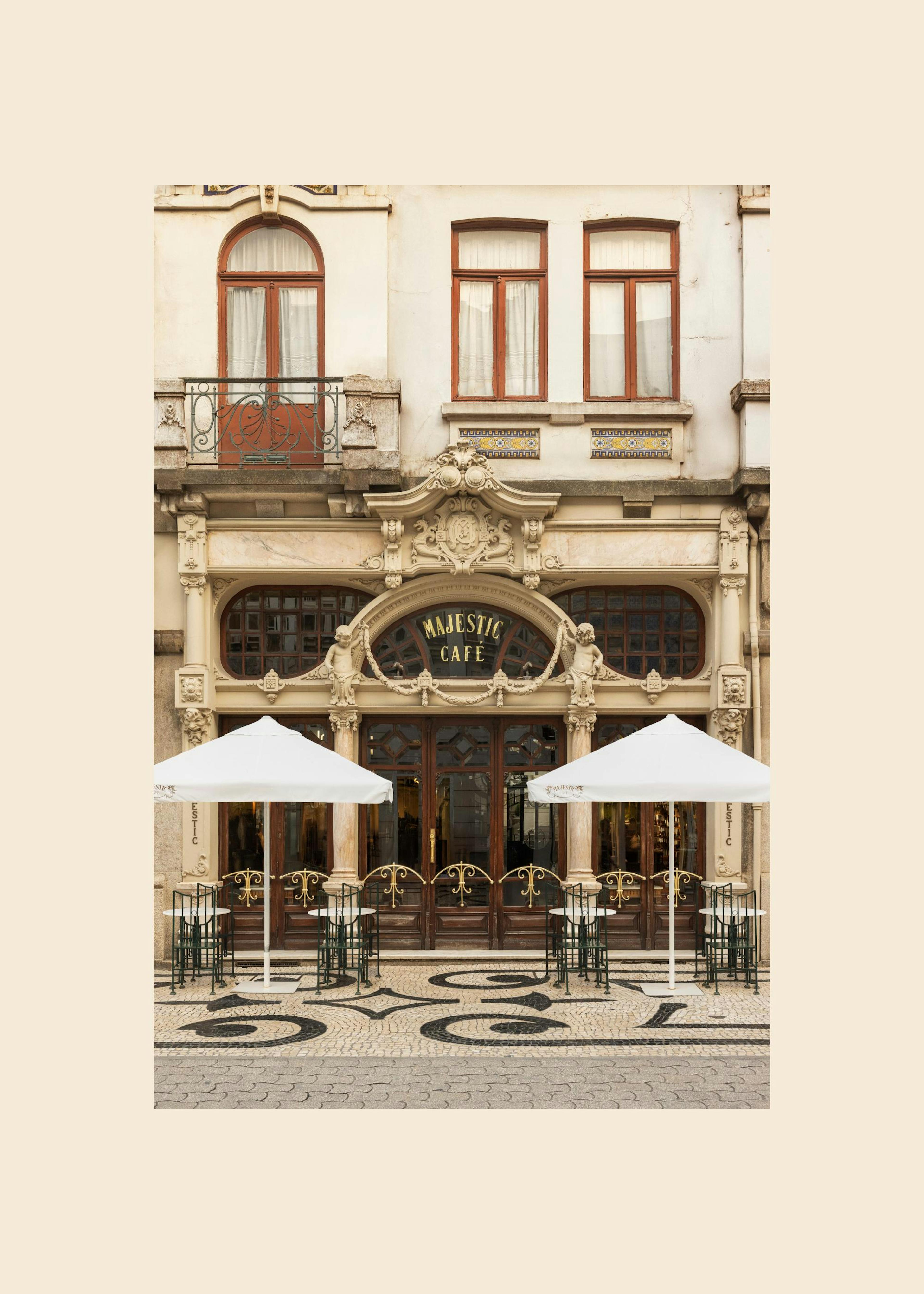 Majestic Café Print 0