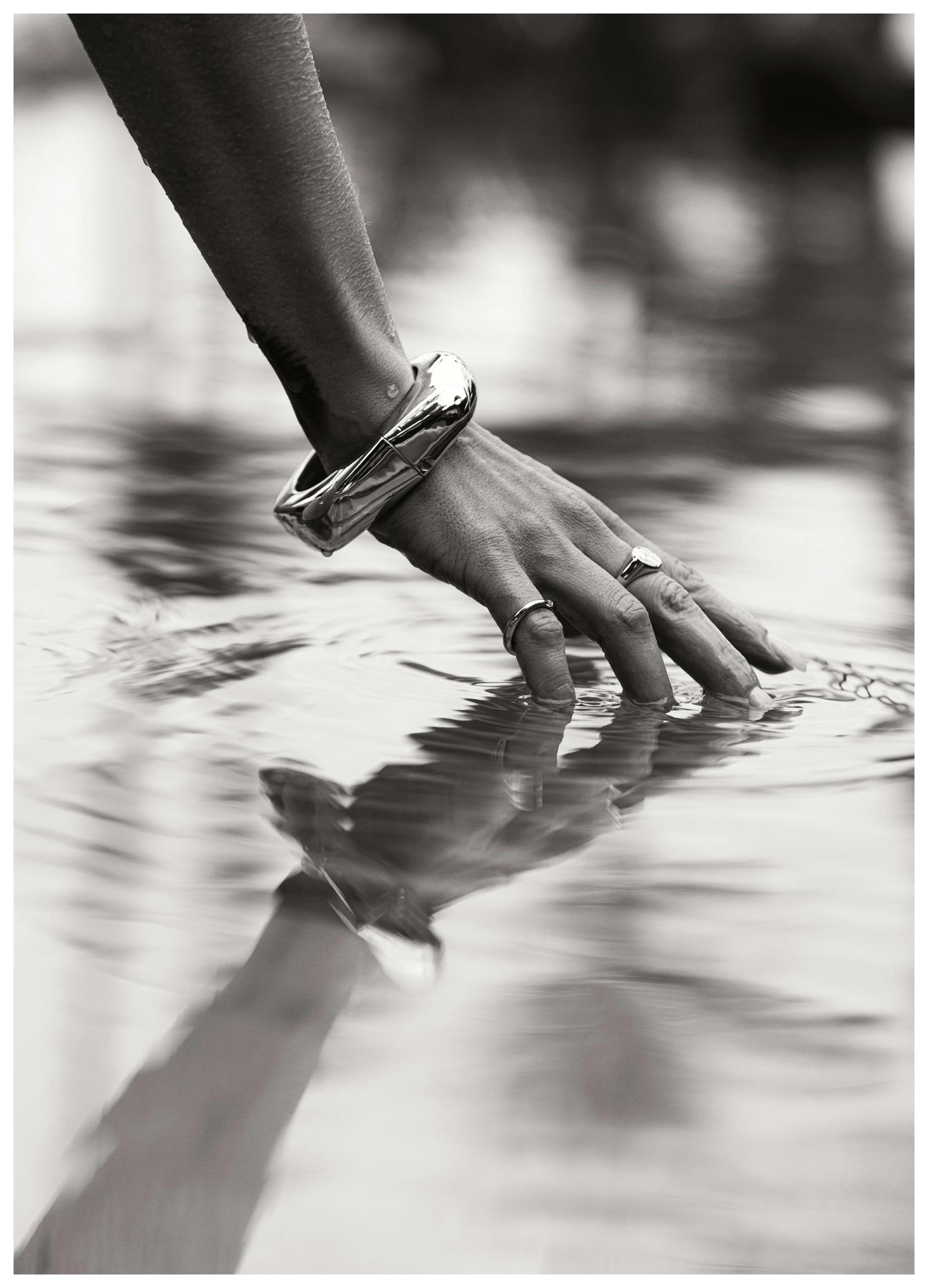Prints - The Edge of Stillness Print (30x40 cm) - Black & white prints