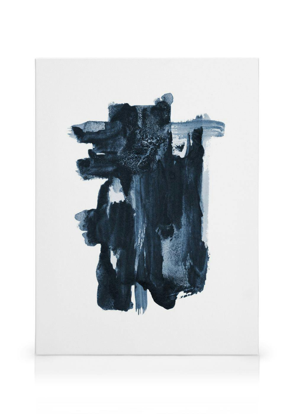 Abstraktes indigo-blaues Leinwandbild mit vertikalen und horizontalen Pinselstrichen, dynamisches, tiefblaues Kunstwerk.