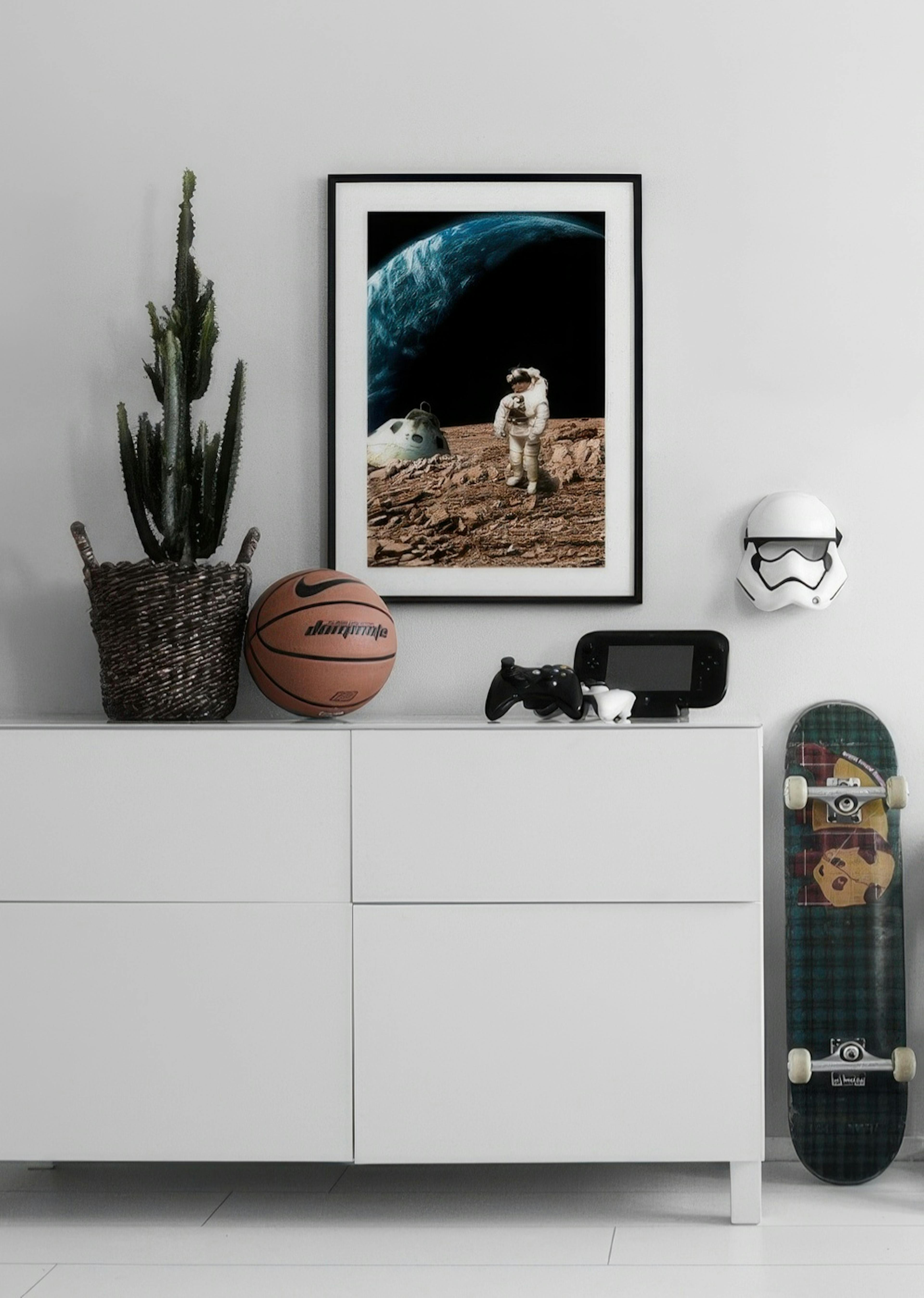 Astronaut On Moon Affiche