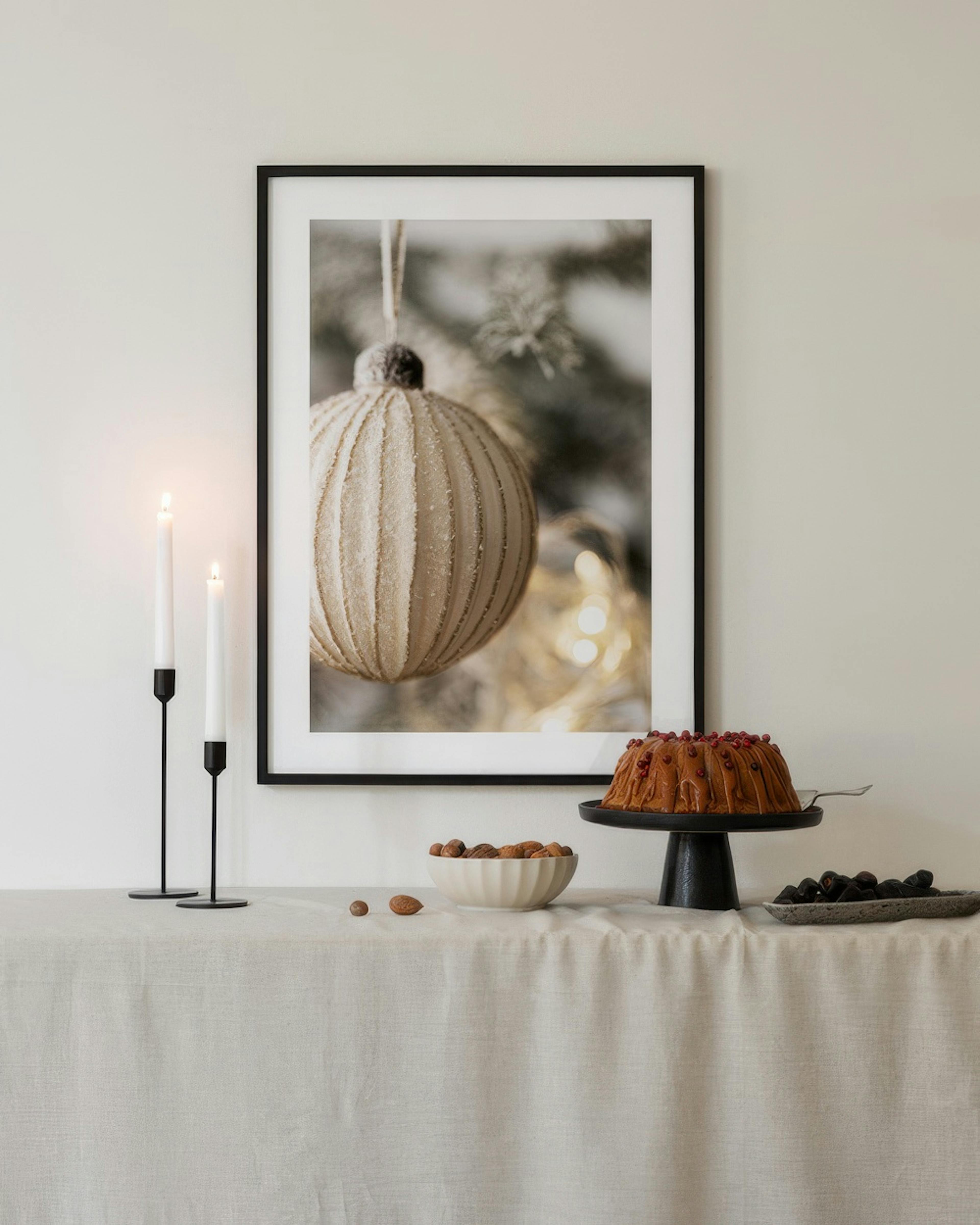 Golden Bauble Plakat