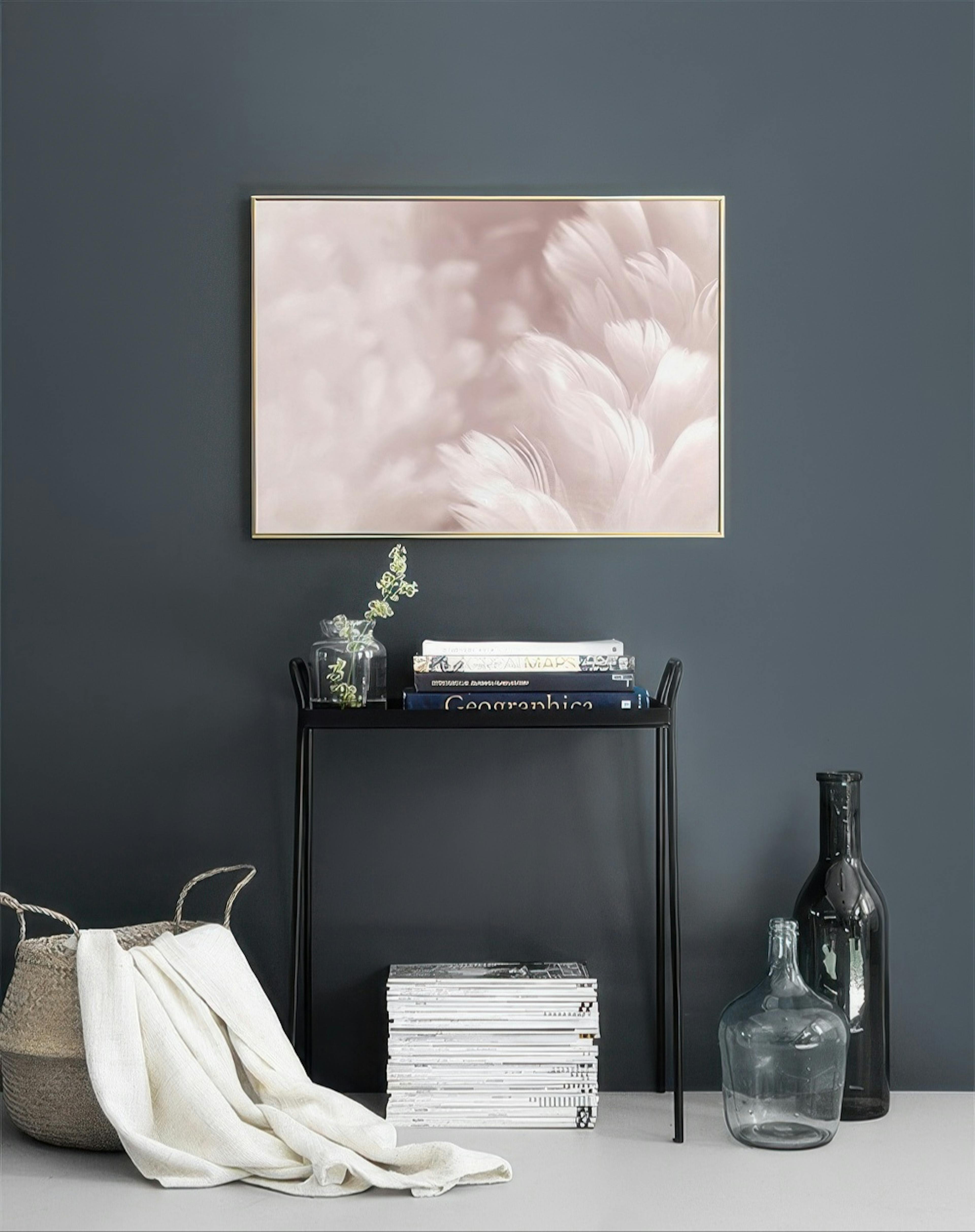 Fluffy Pink Feathers, Plakat