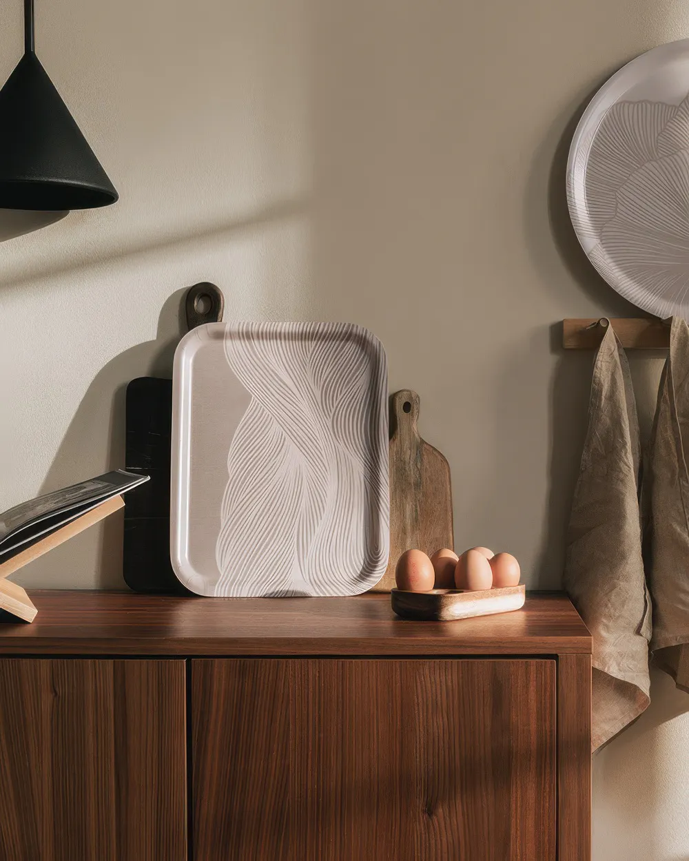 Line Wave Dark Tablett