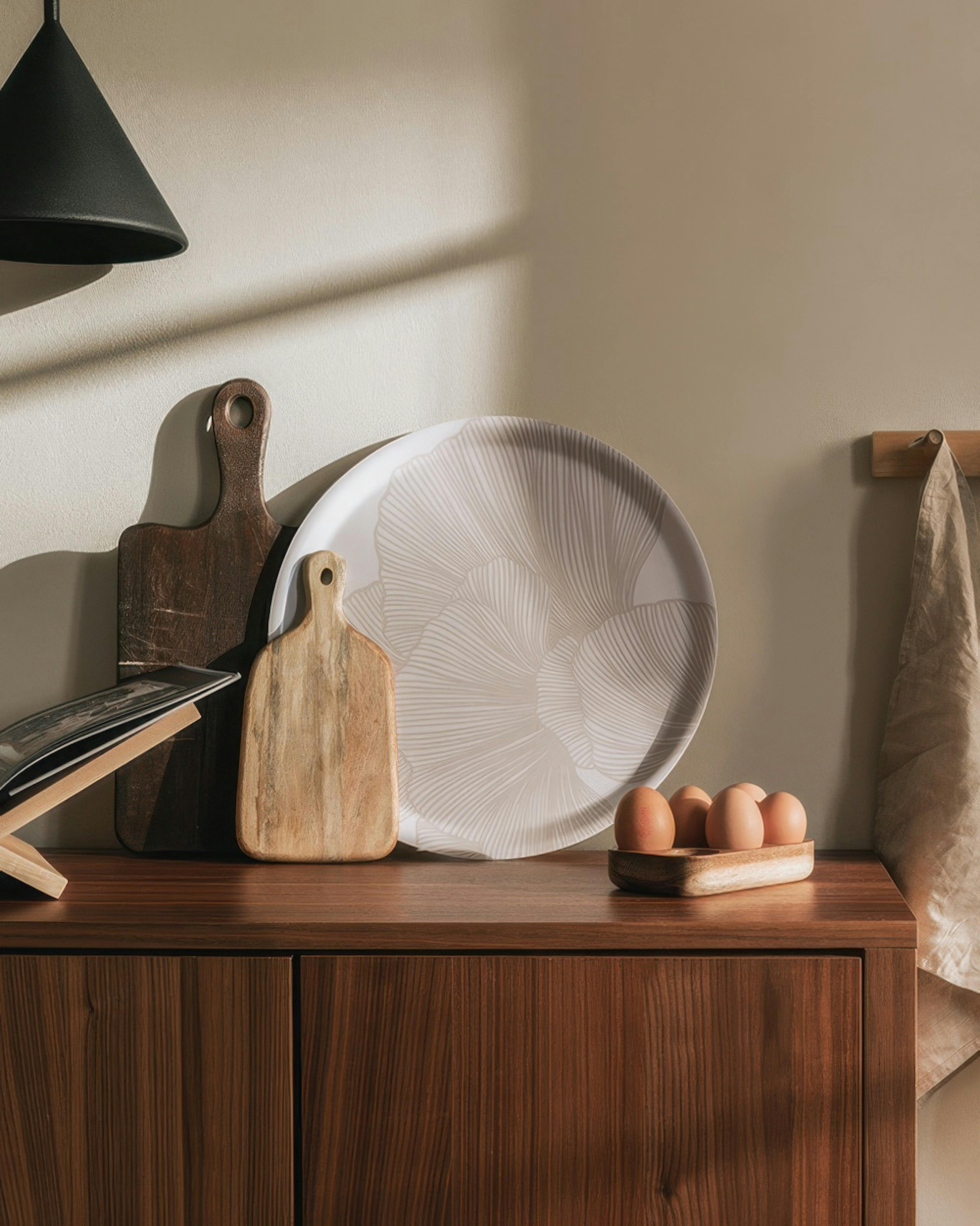 Abstract Lines Tray