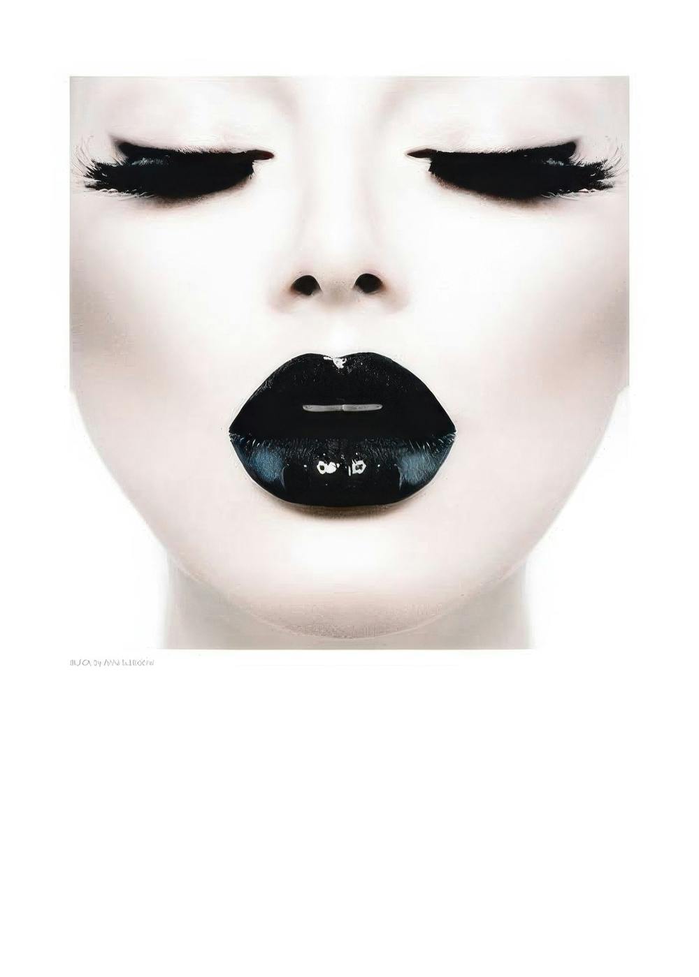 Black Poster 0