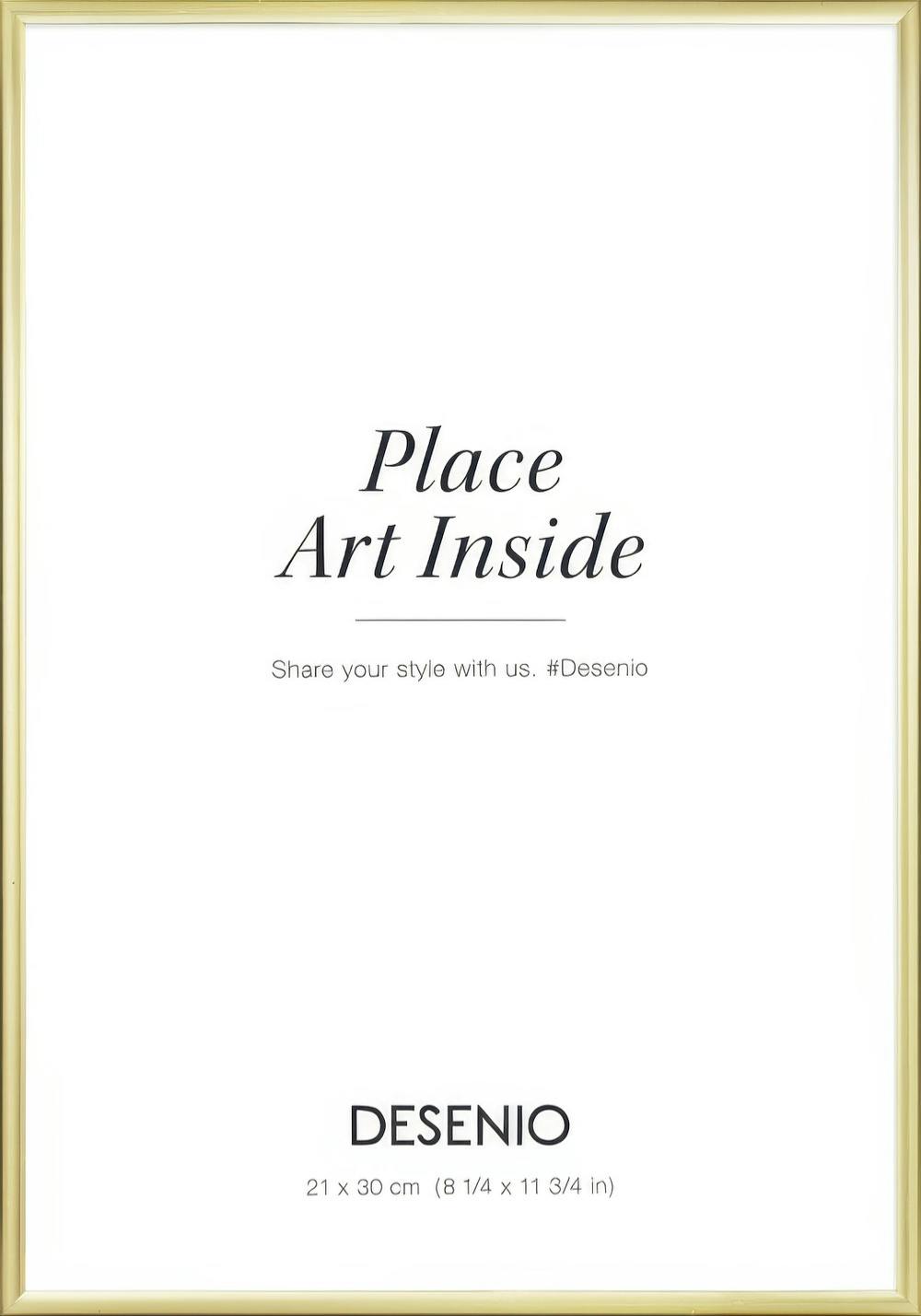 Złota metalowa ramka na zdjęcia, plakat, certyfikat, elegancki design