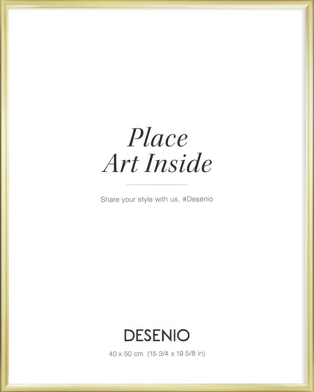 Metalowa ramka na plakat 40x50, złoty kolor, elegancki design, cienka oprawa, idealna do ekspozycji sztuki.