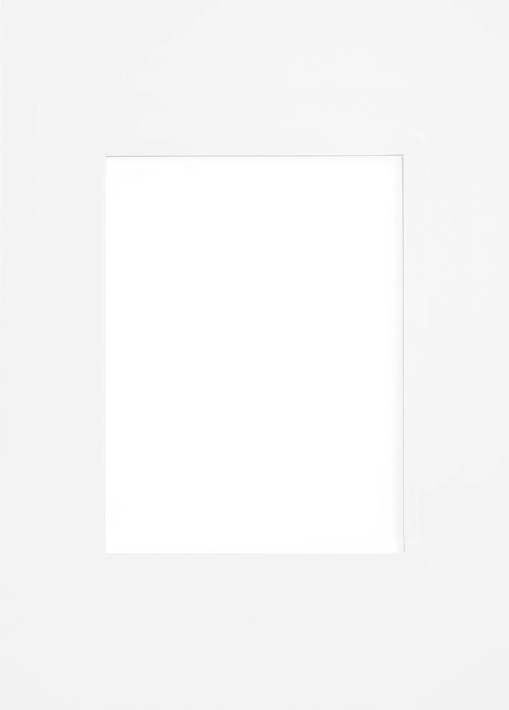 Passe-partout blanc pour affiche ou toile, permettant de mettre en valeur lœuvre dart