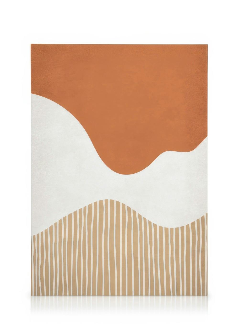 Abstrakt duk med tre lager i brunt och vitt, med böjda kanter och vertikala linjer som liknar kullar eller fält.