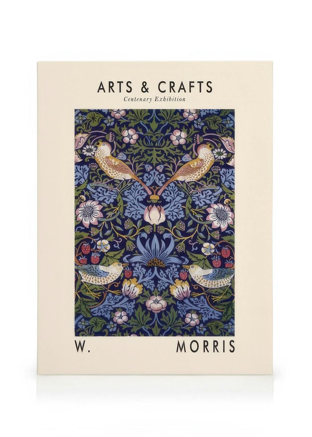 Arts & Crafts blomsterlærred med detaljeret fugle- og blomstermønster, mørkeblå baggrund, grønne blade, lyserøde og gule blomste