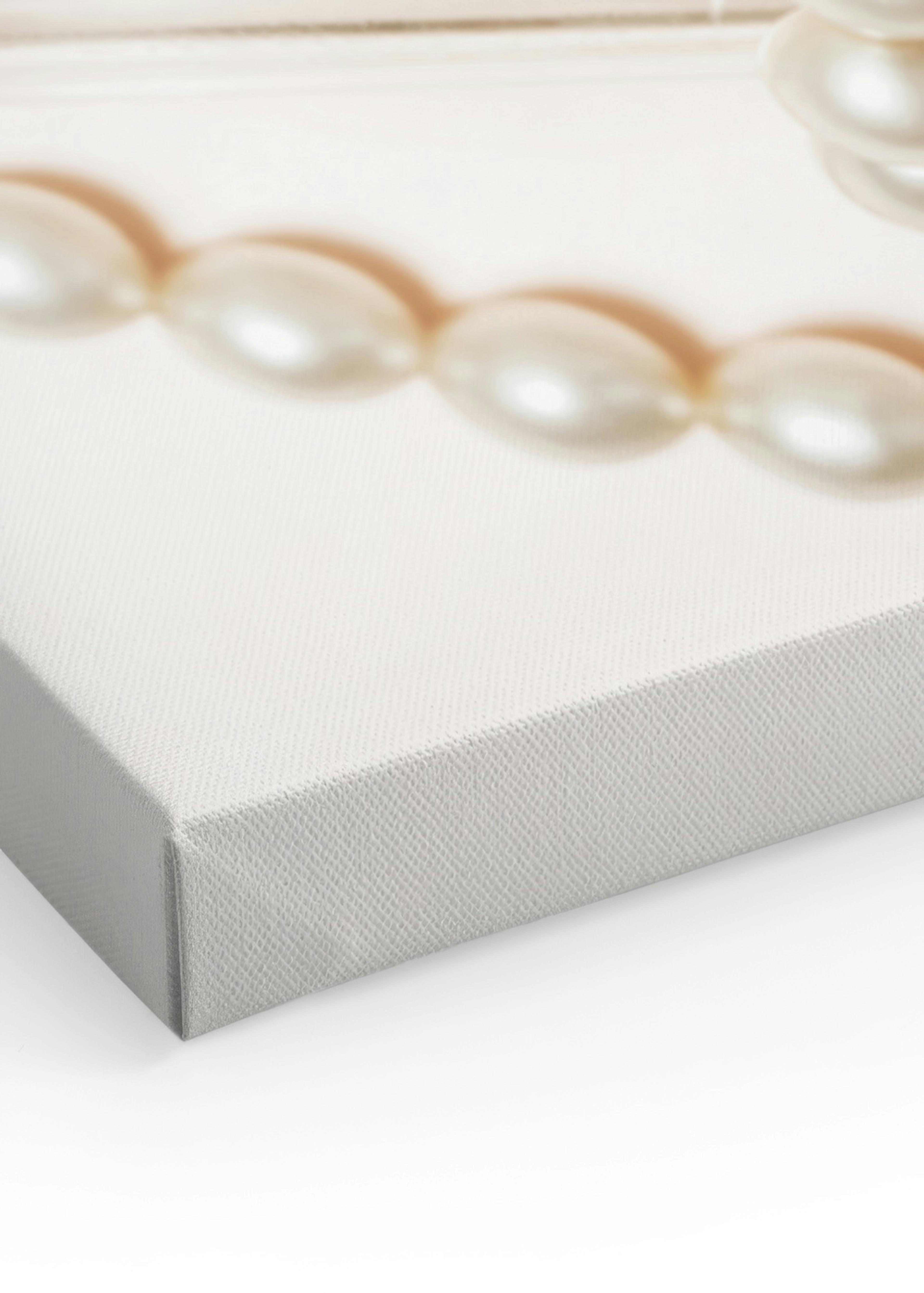 Chanel No5 In Pearls Canvas print