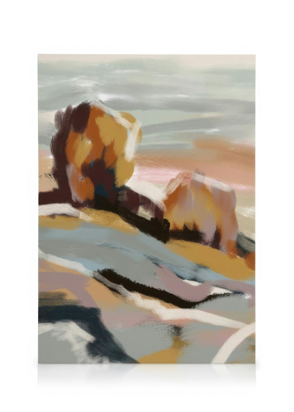 Abstract canvas met penseelstreken in oranje, bruin, zwart, wit en roze, die een vervaagd landschap creëren.