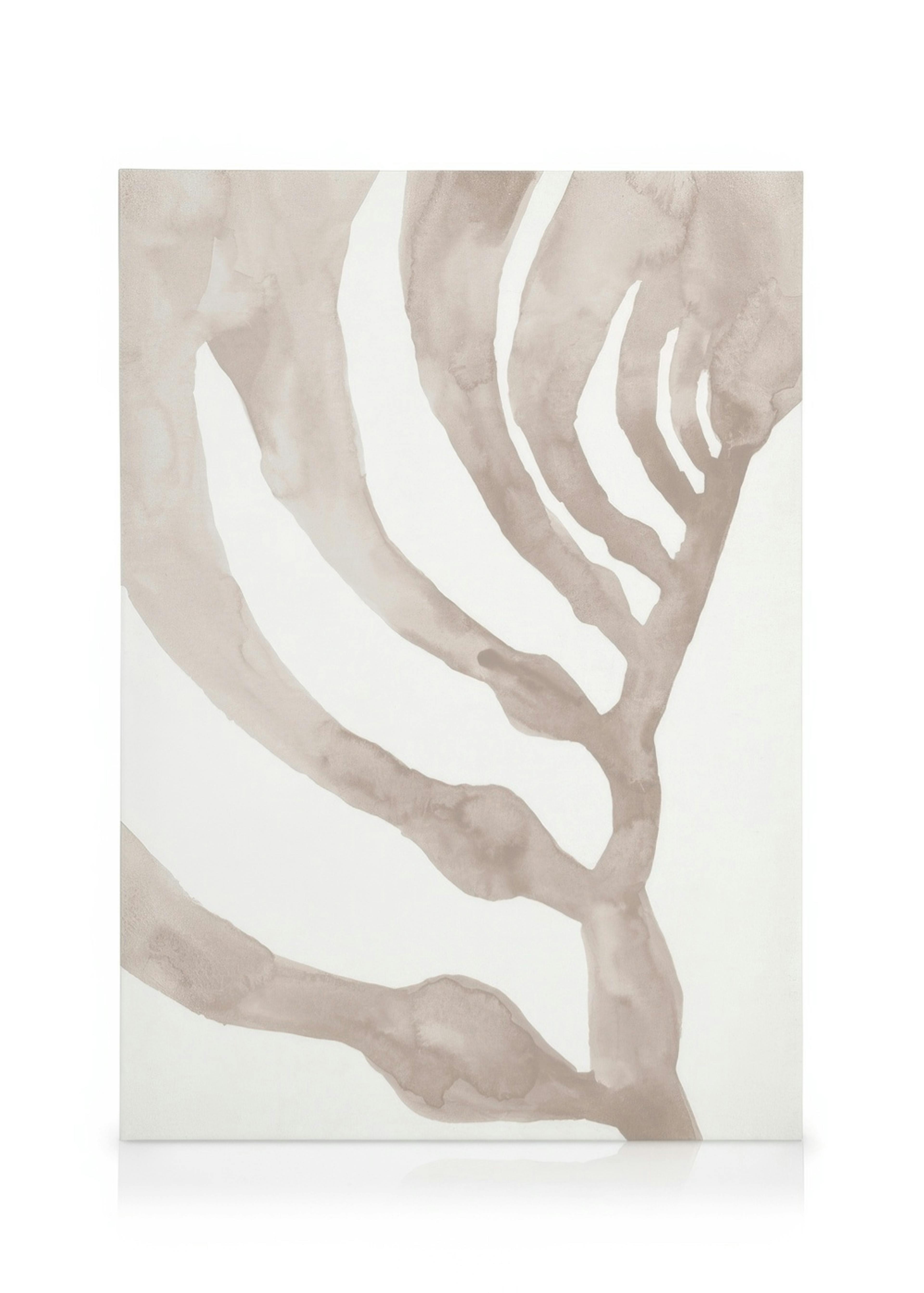 Beige merilevä kanvaasi, jossa on abstrakti kuvio vaaleanruskeilla viivoilla valkoisella pohjalla. Merihenkinen taide.