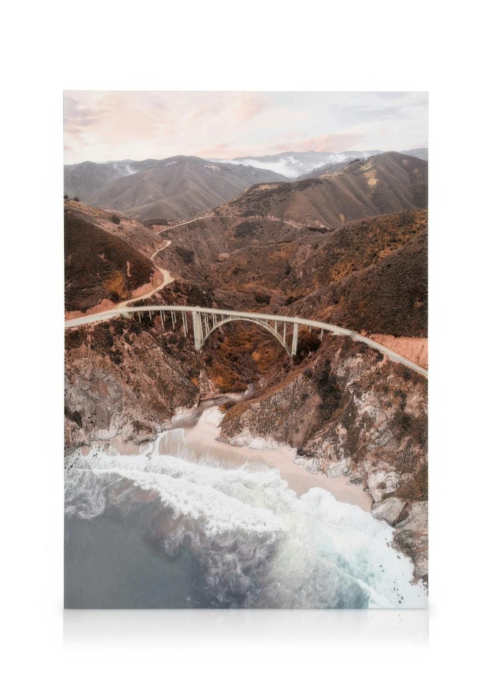 Canvas Schilderijen Bixby Creek Bridge Canvas (50x70 cm - Fotolijst Eiken)
