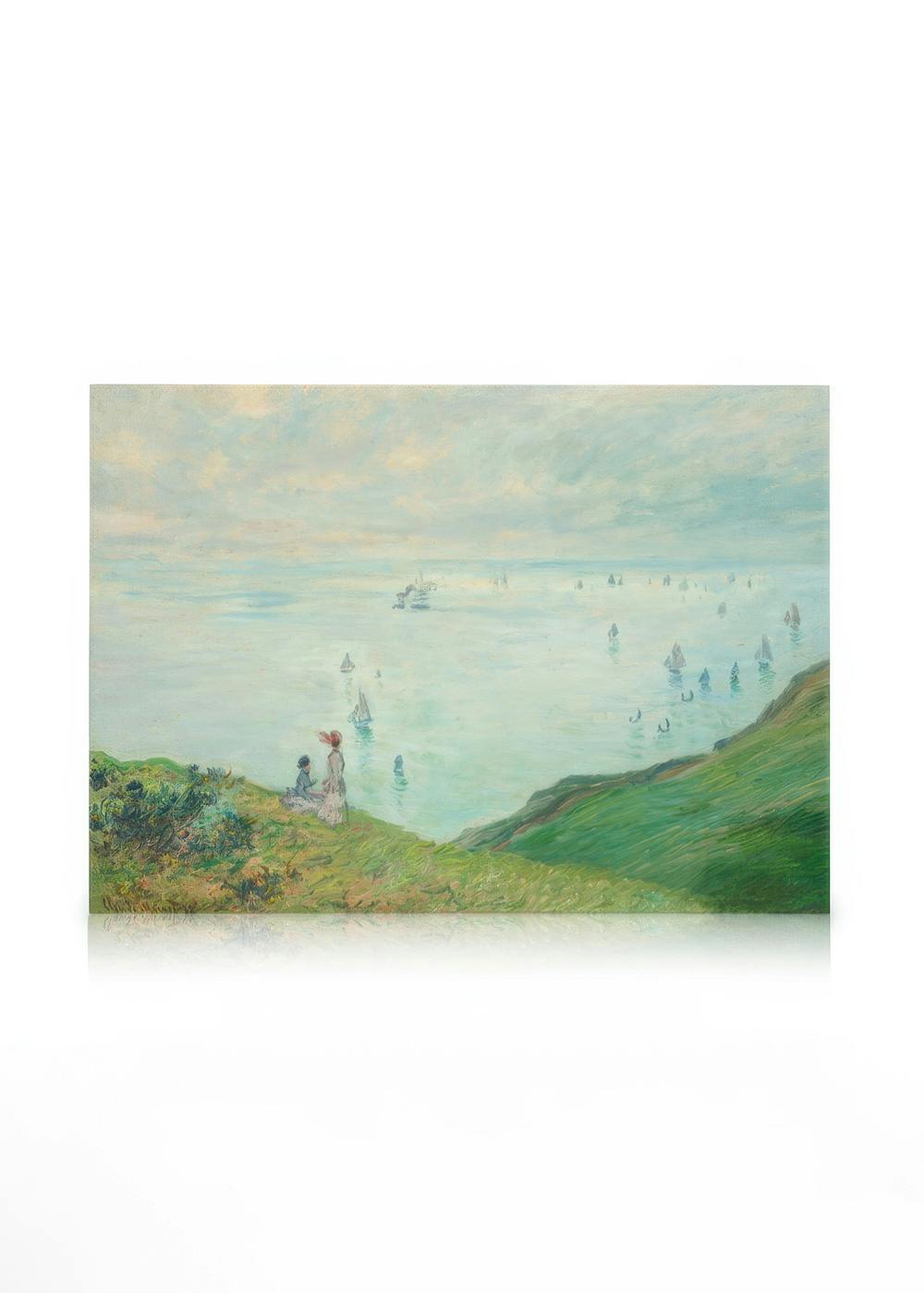 Pintura de Monet: Falésias em Pourville, com figuras observando barcos à vela no mar e céu claro.