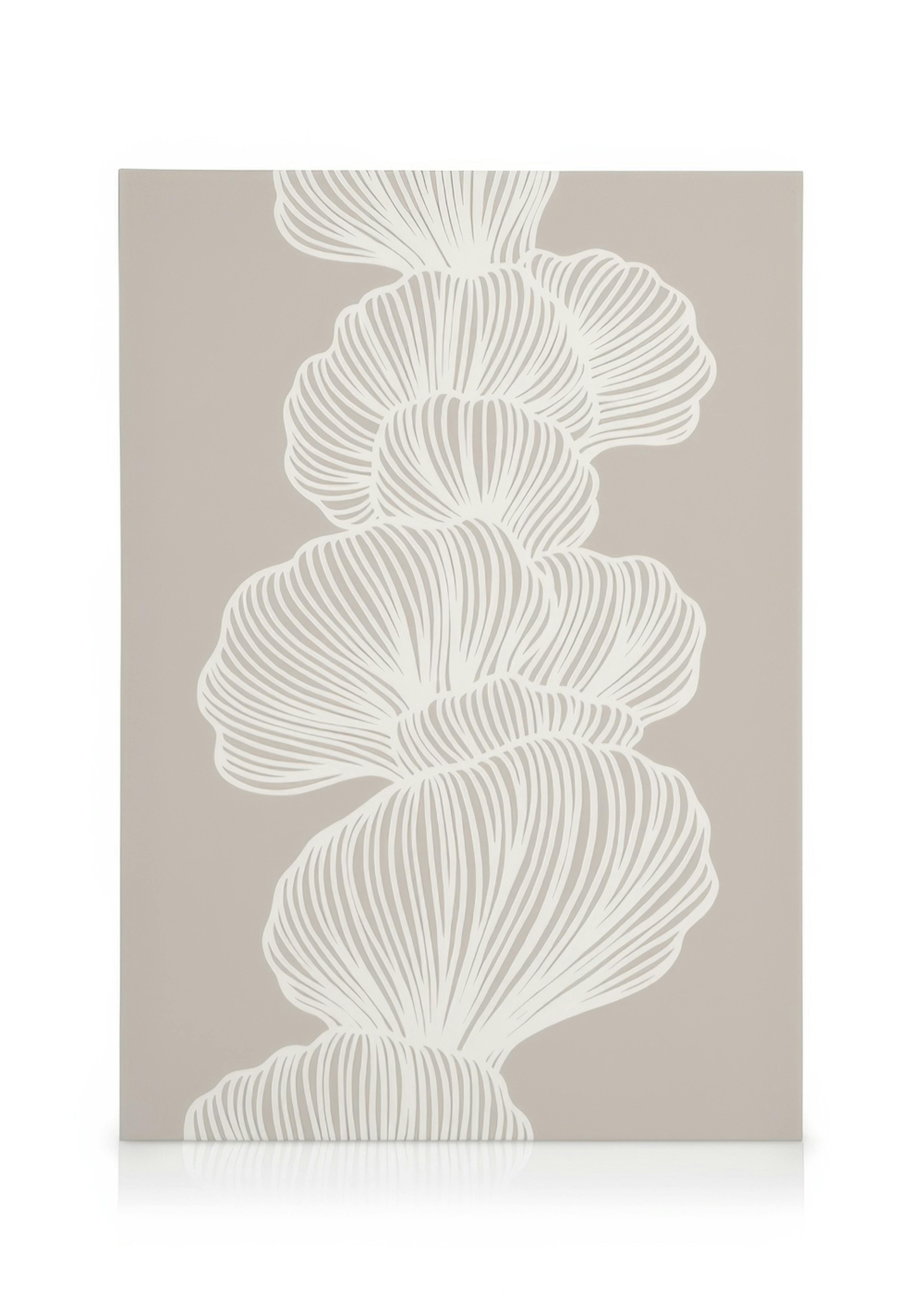 Lienzo Sprouting Lines: Patrones abstractos de conchas blancas sobre fondo gris, líneas curvas formando formas de abanico vertic