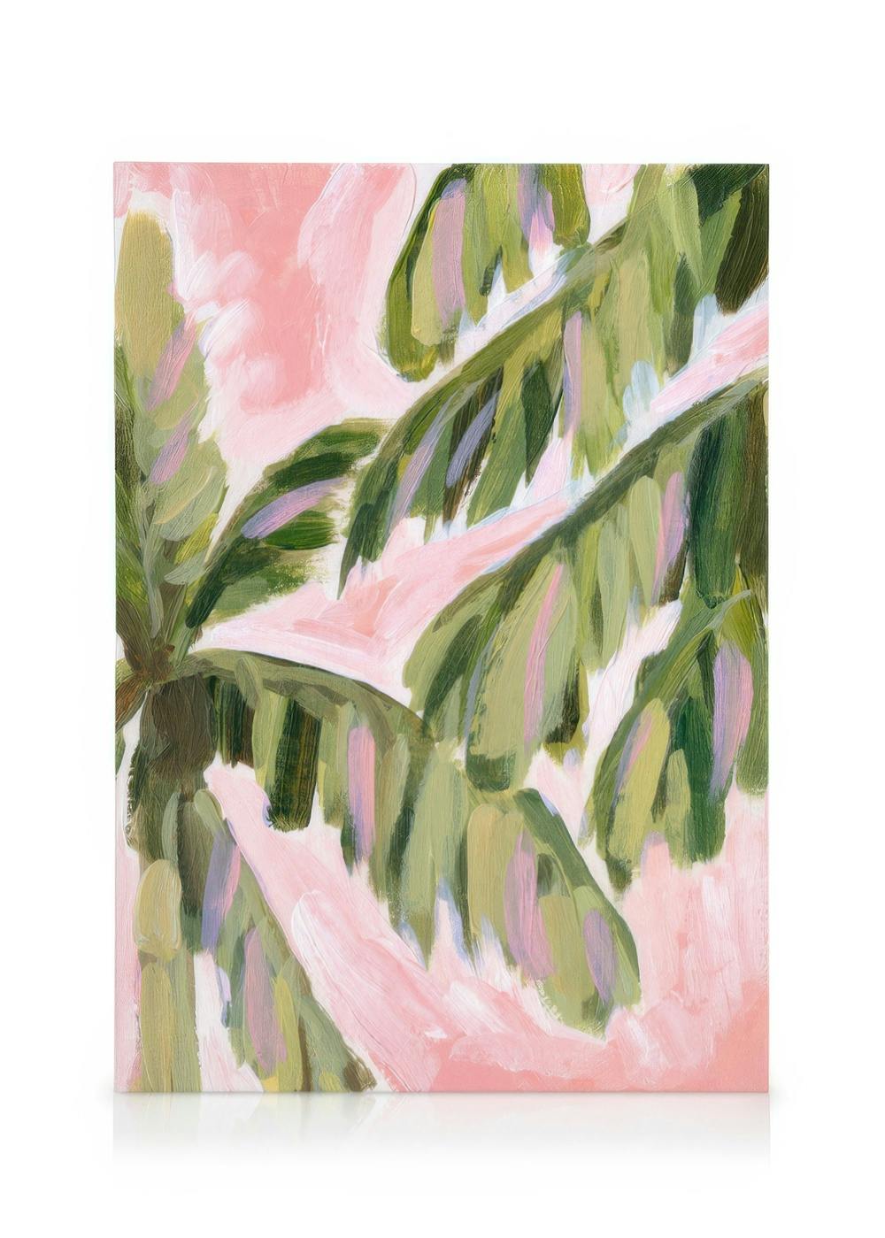 Leinwandbild mit pastellrosa Hintergrund und grünen, locker gemalten Palmblättern, die sich im Wind wiegen.