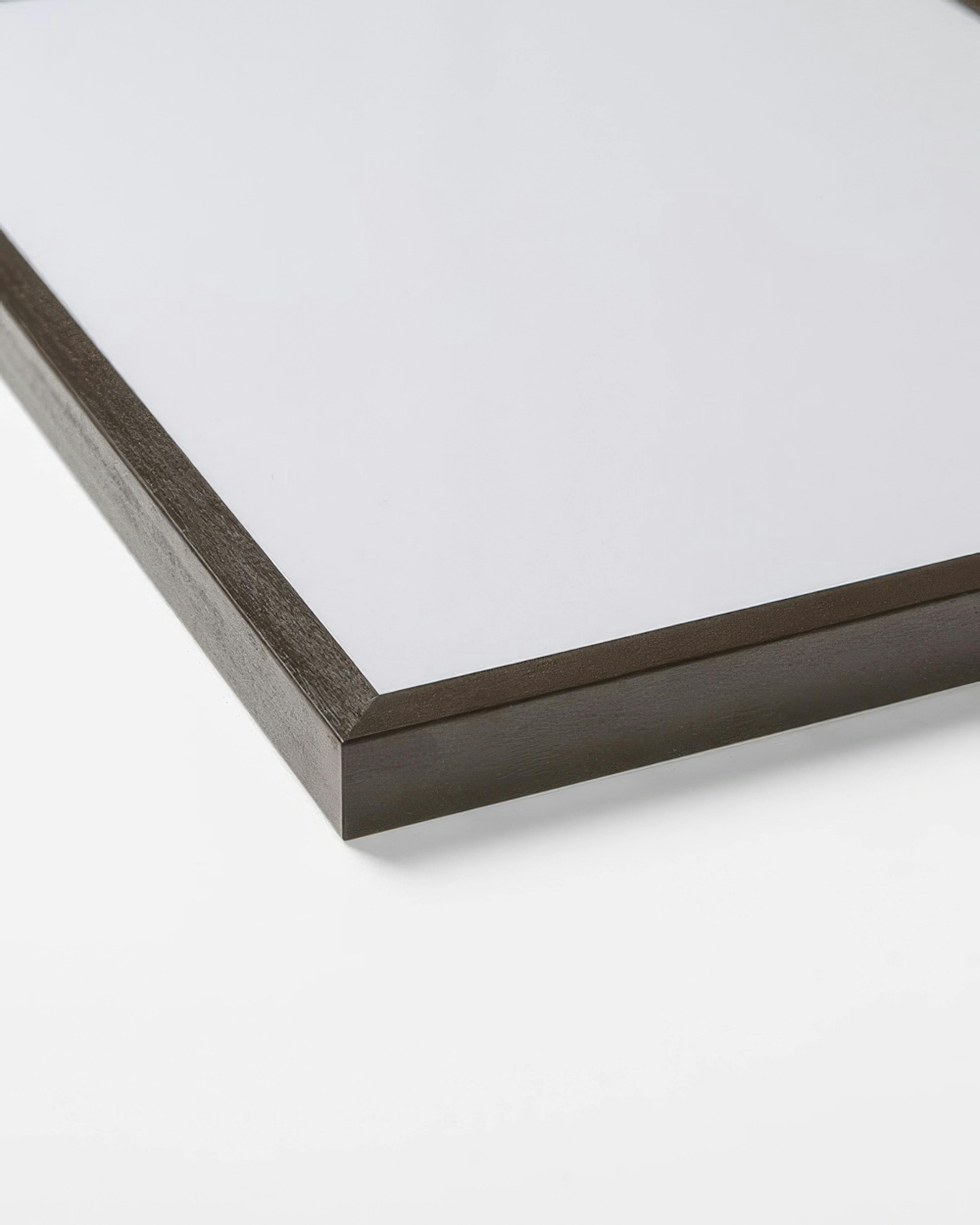 Picture frame in dark wood (13x18) plexi