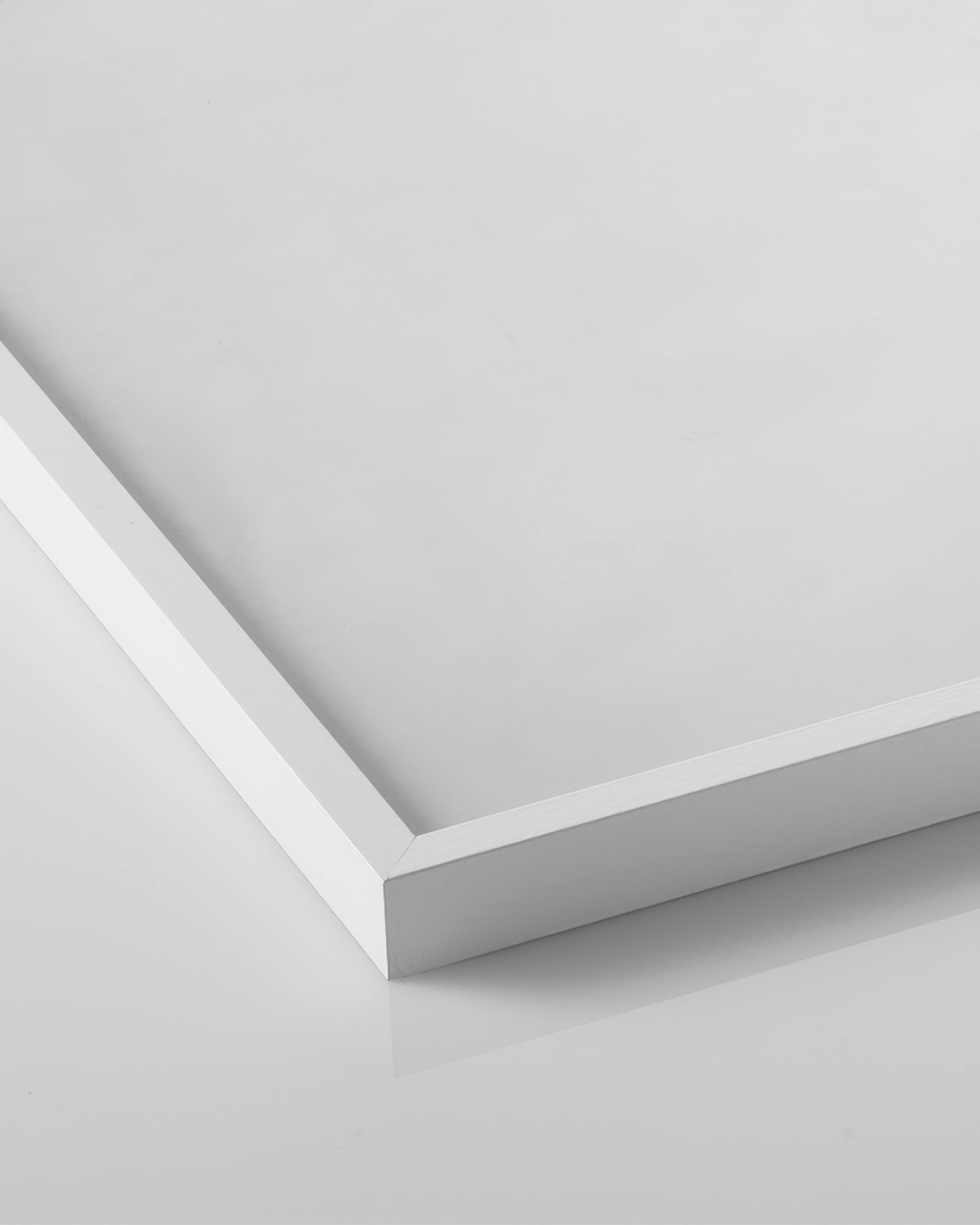 White picture frame, 50x70 plexi