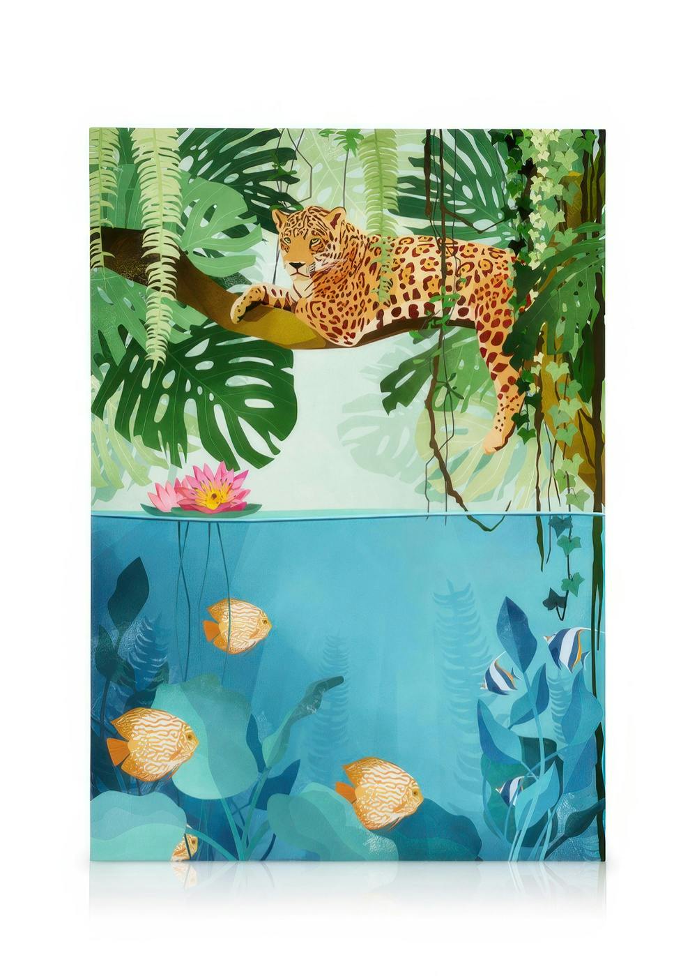 Canvas met luipaard op boomtak boven water, met tropische vissen en planten onder water.