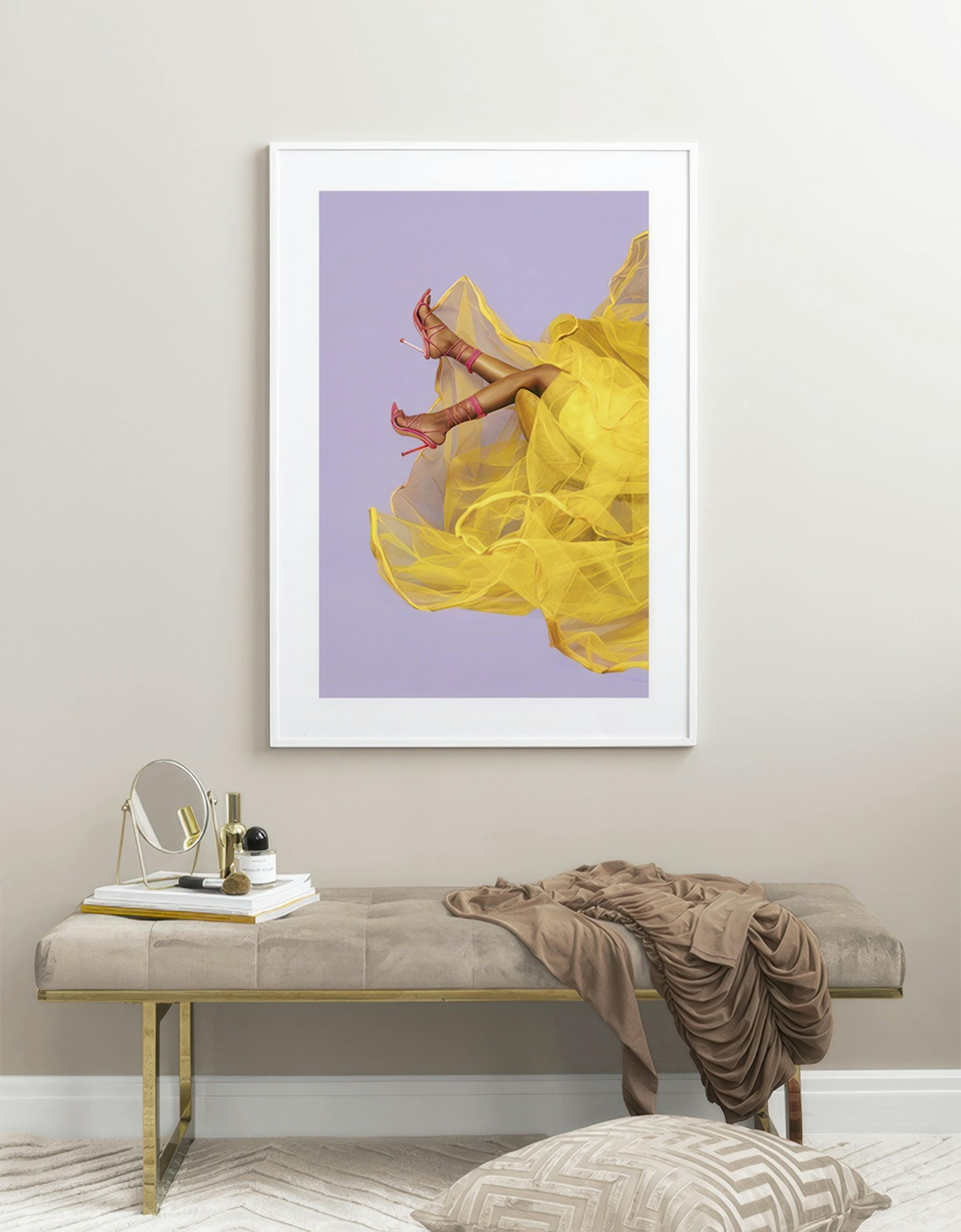 Yellow Dress decoration murale