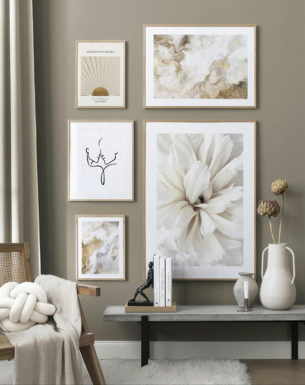 Golden Flower gallery wall (ONE SIZE)
