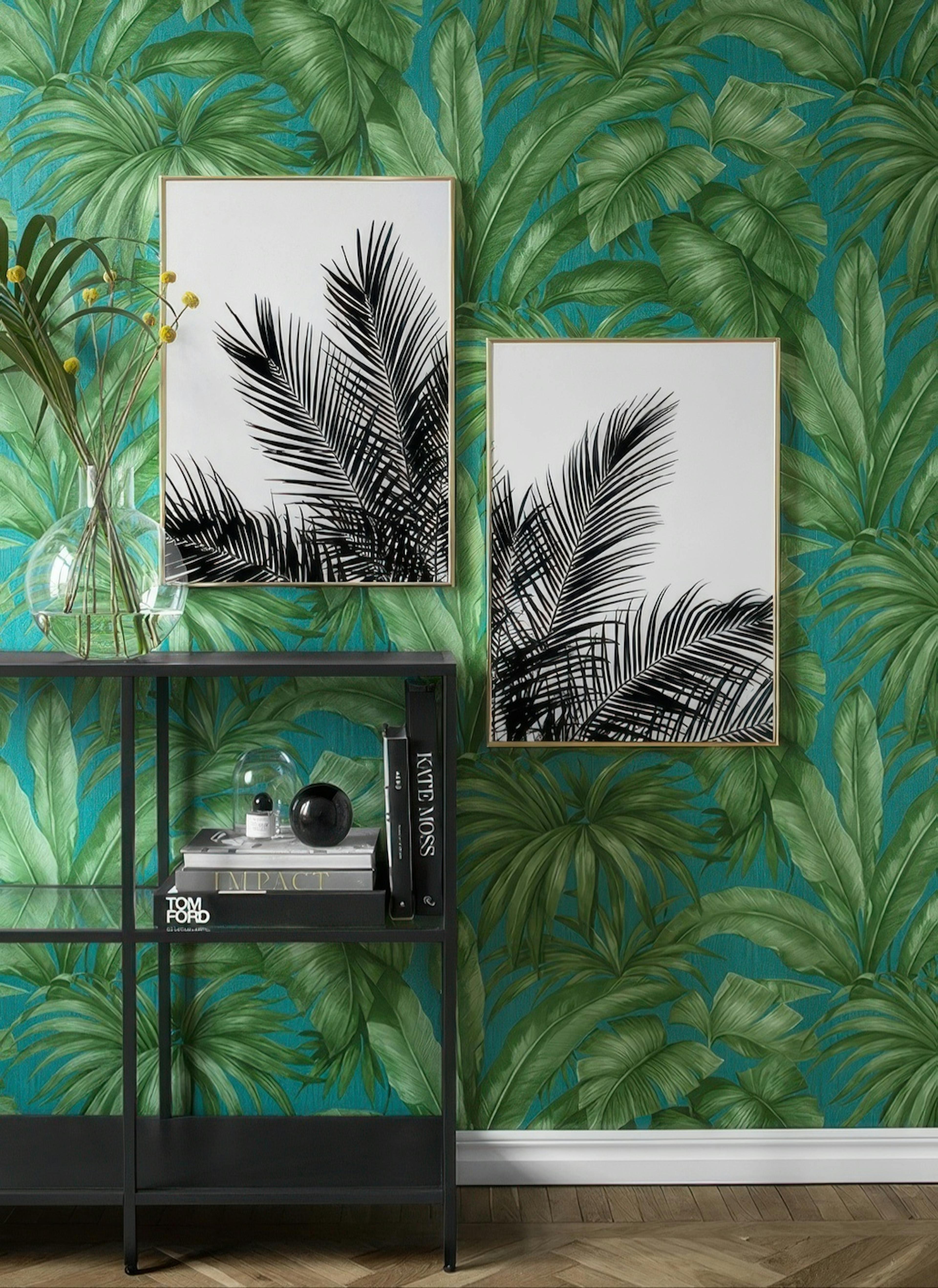 Simple & bold gallery wall