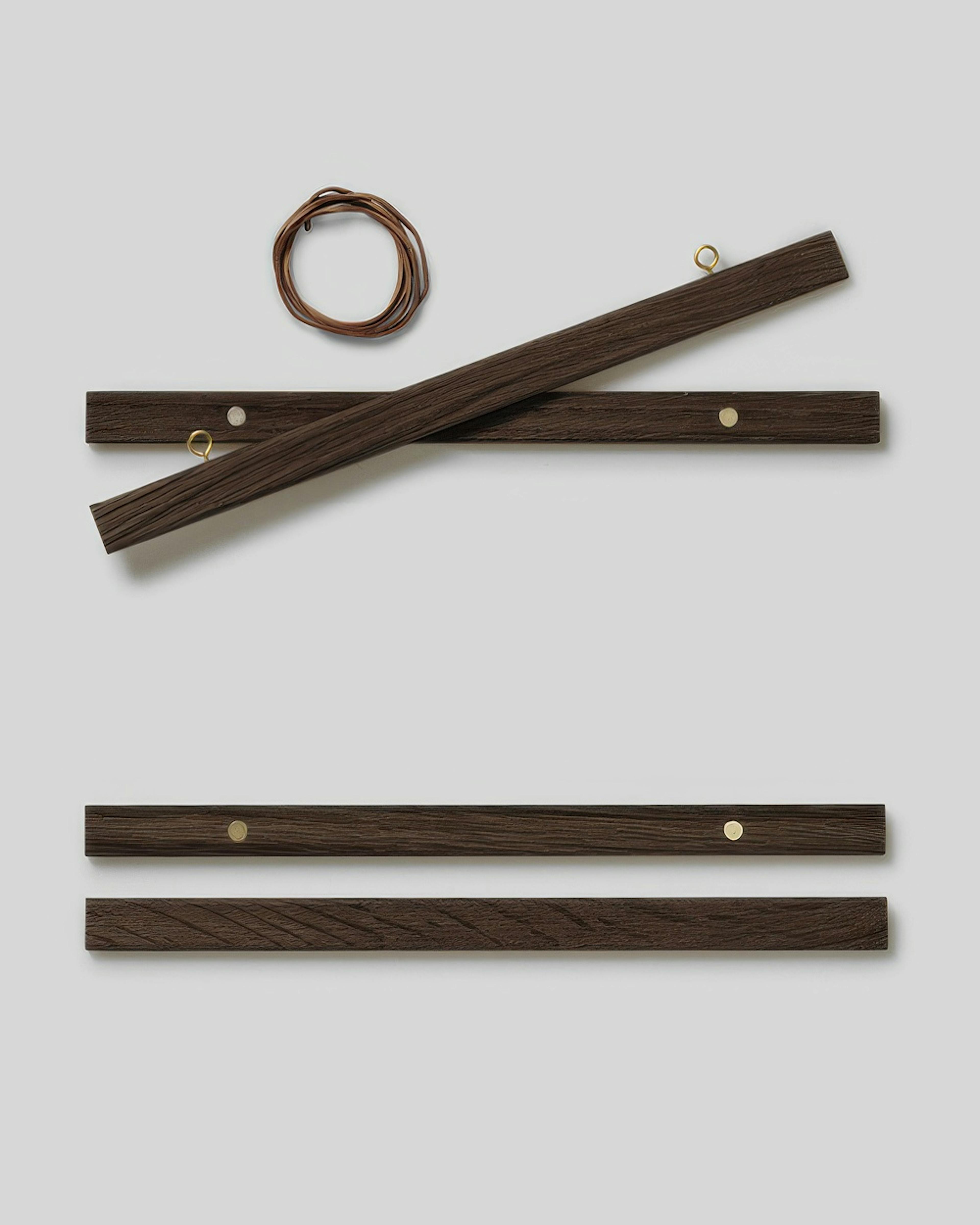 Poster Hanger Dark Oak 31 cm, magnet fastner